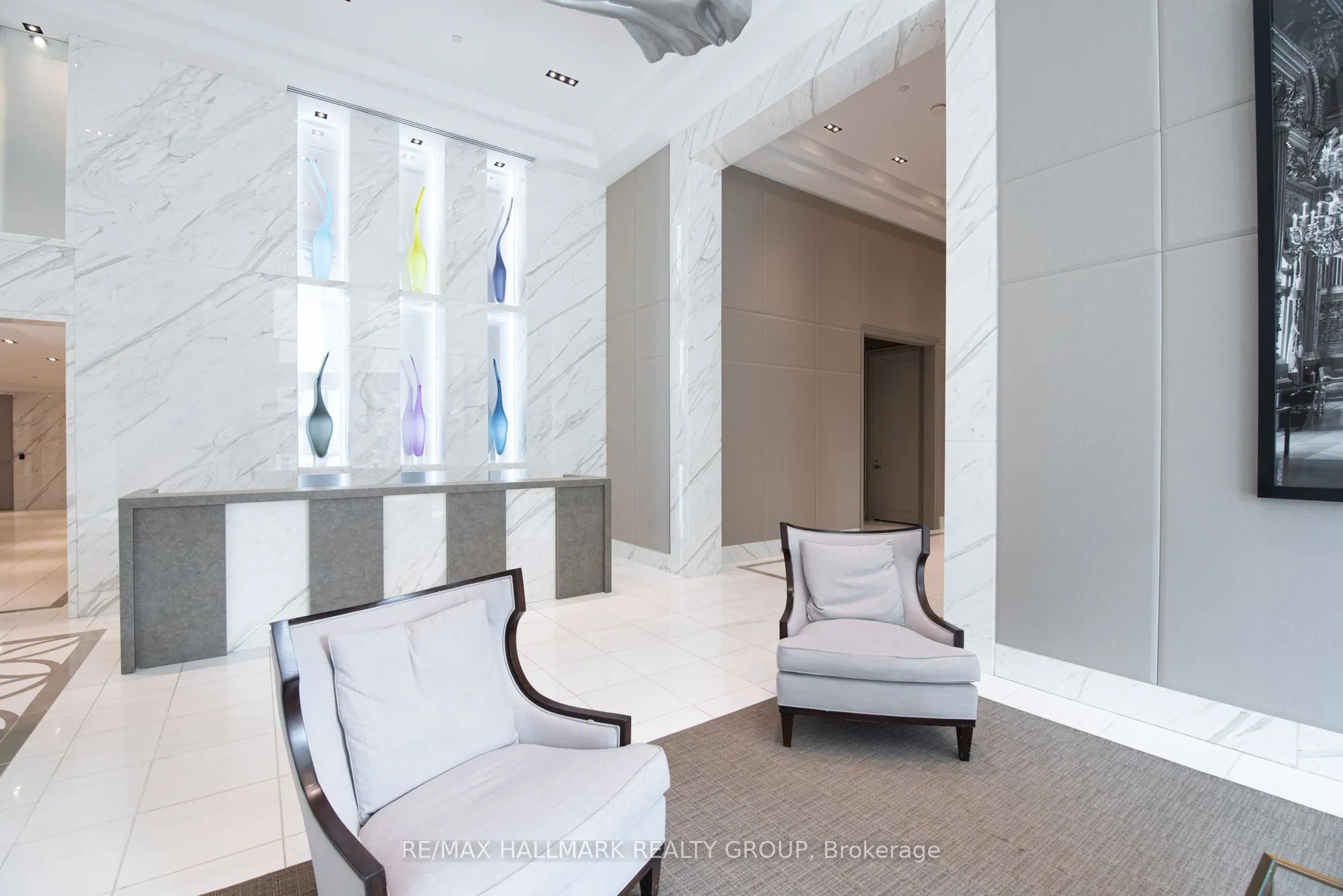 111 Champagne Avenue #502