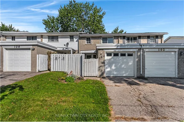 104 Ralgreen Crescent