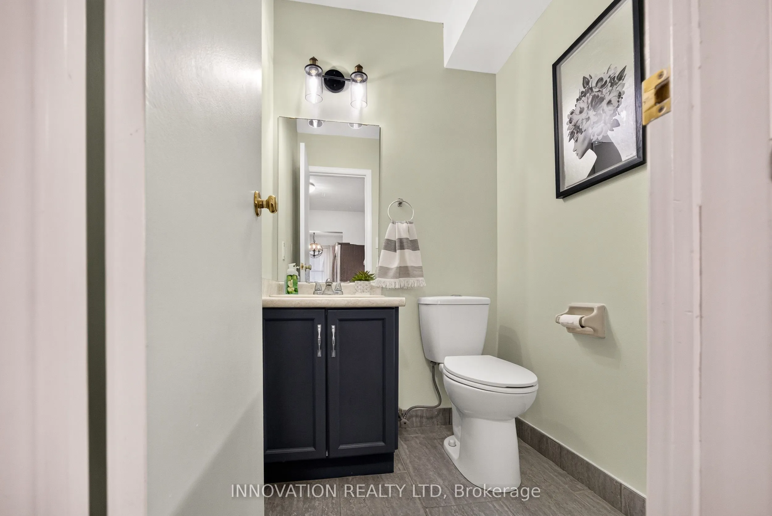 315 Mullett Street #6