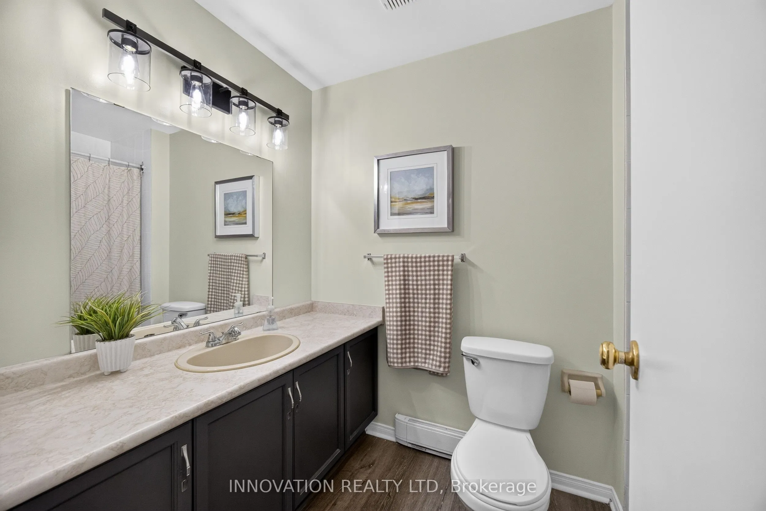 315 Mullett Street #6