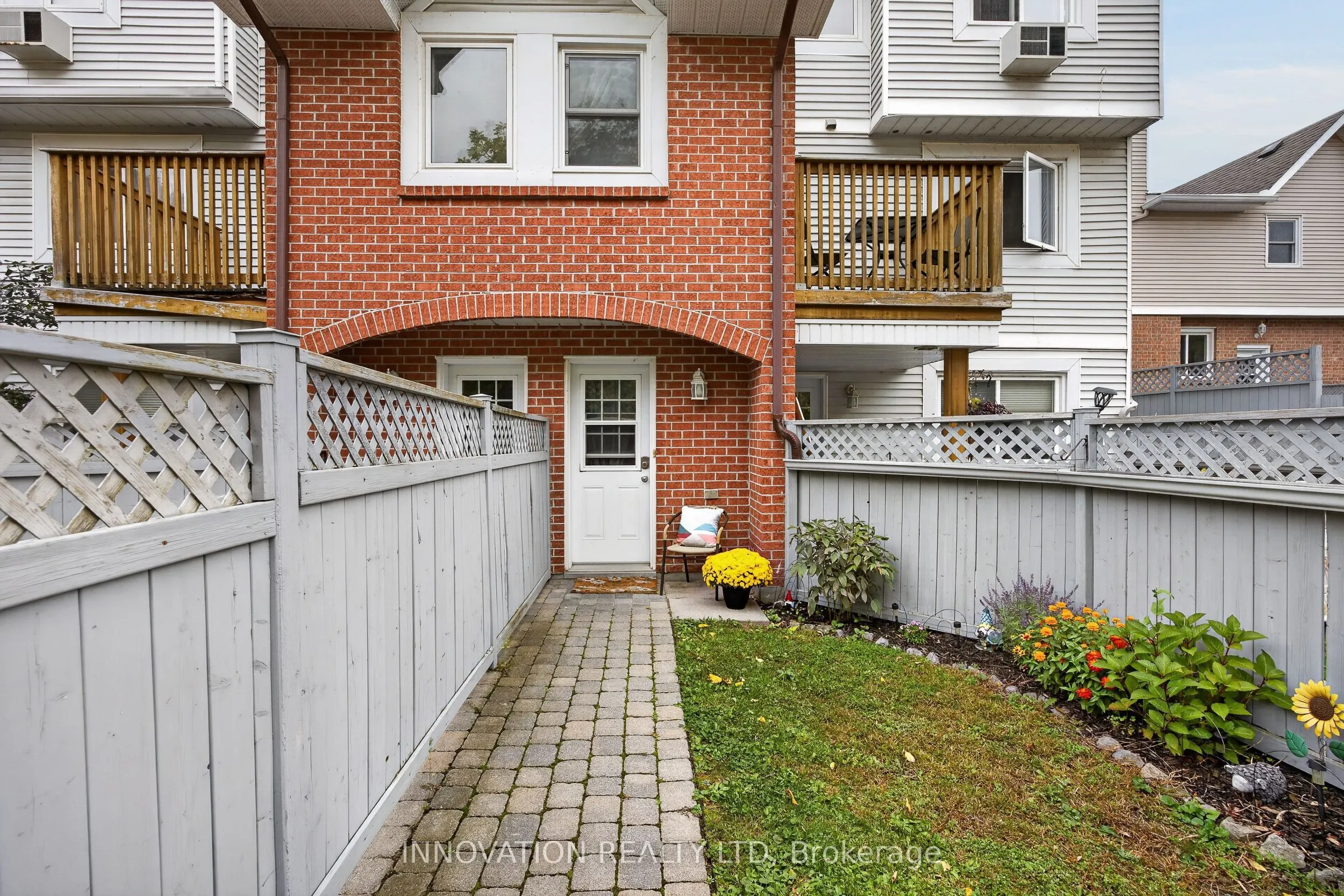 315 Mullett Street #6