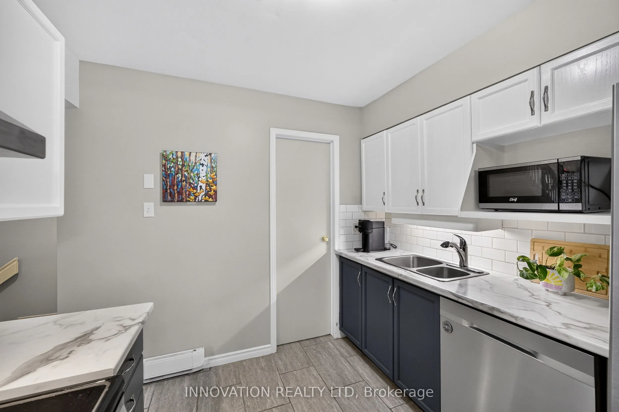 315 Mullett Street #6