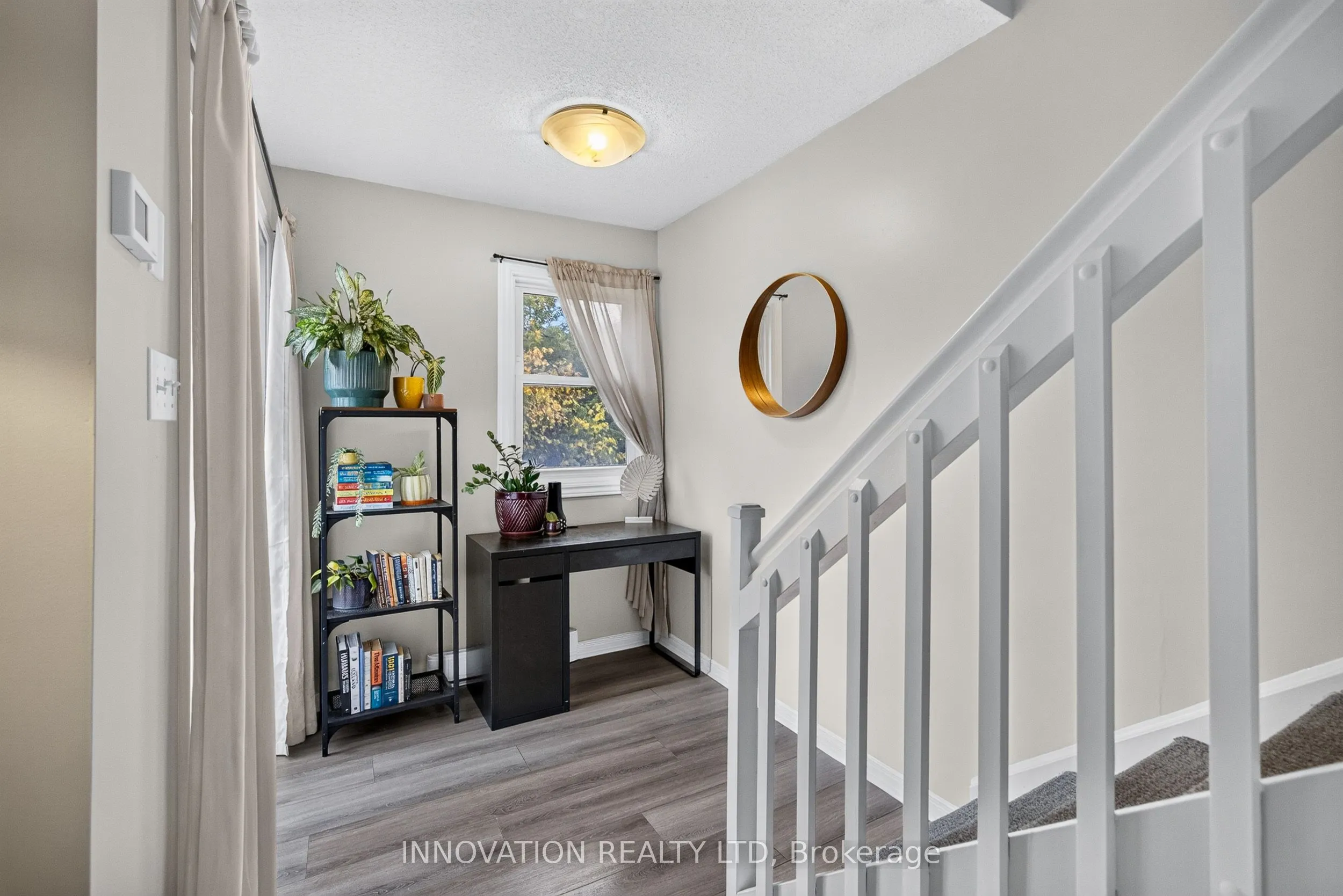 315 Mullett Street #6