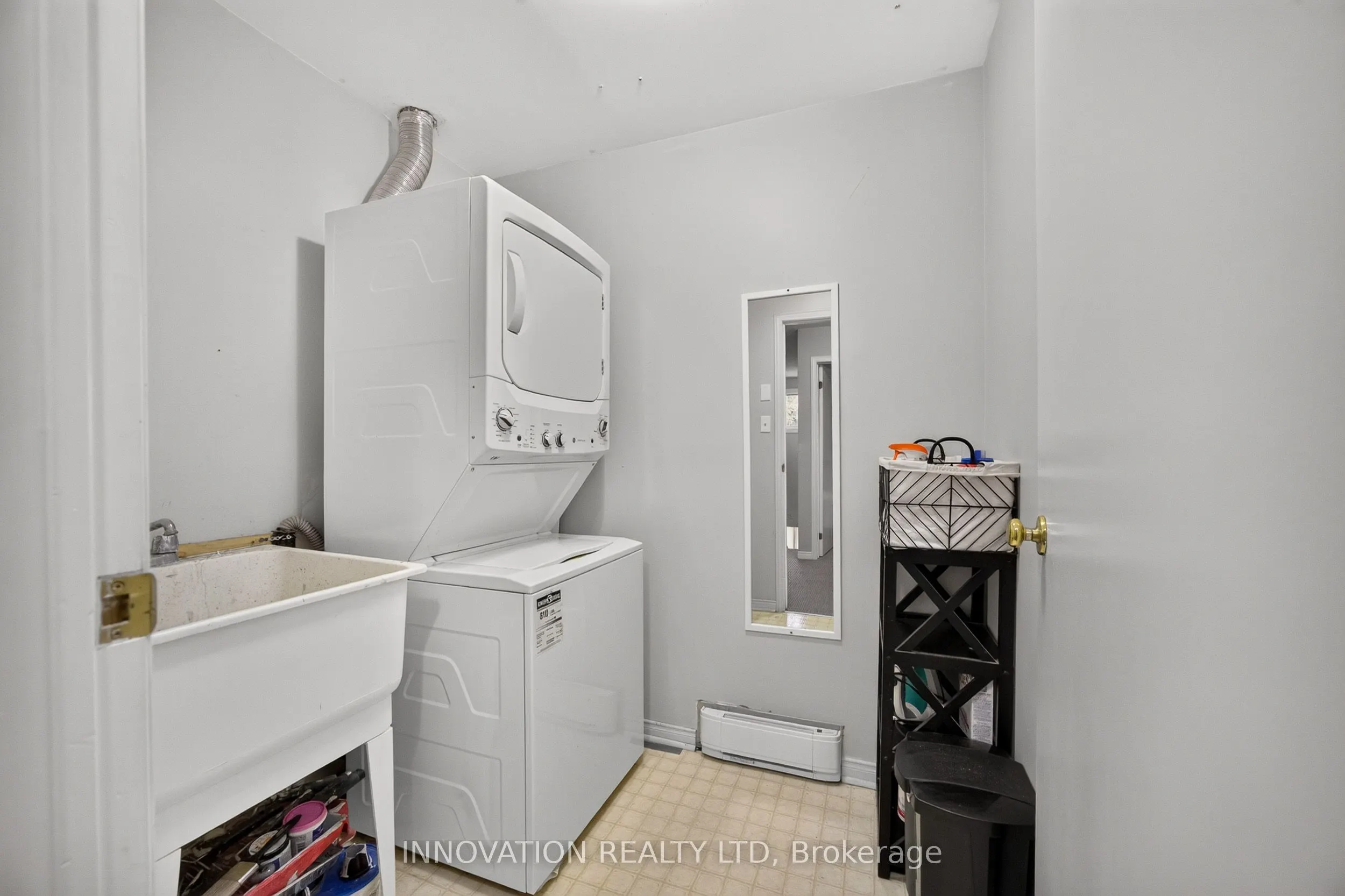 315 Mullett Street #6