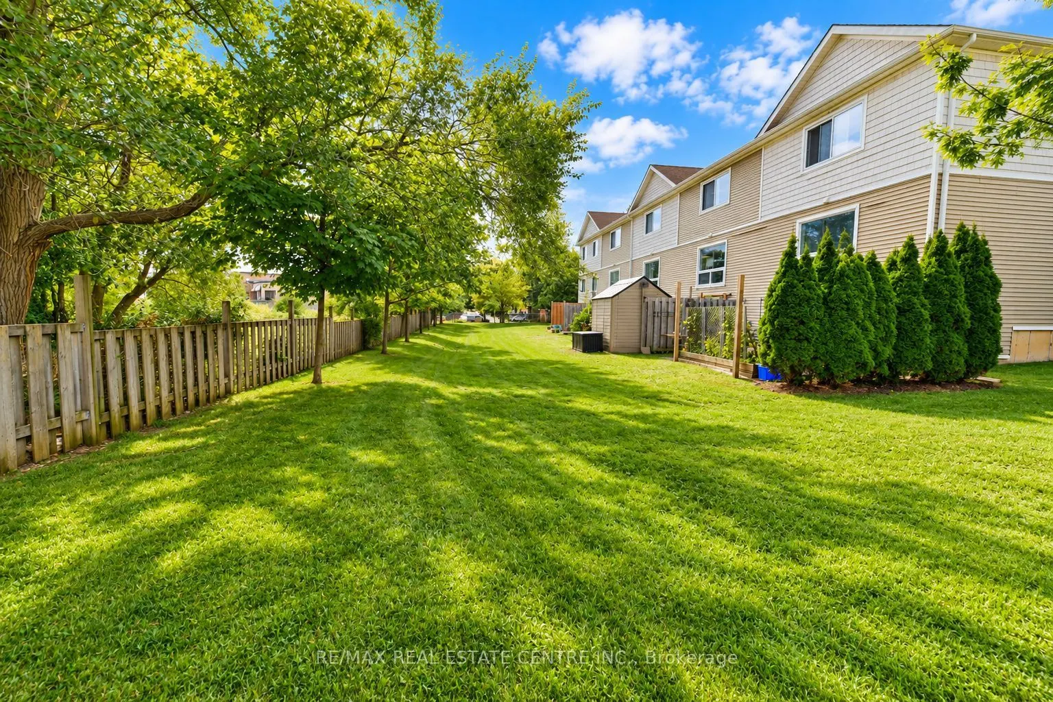 23 Howe Drive #8