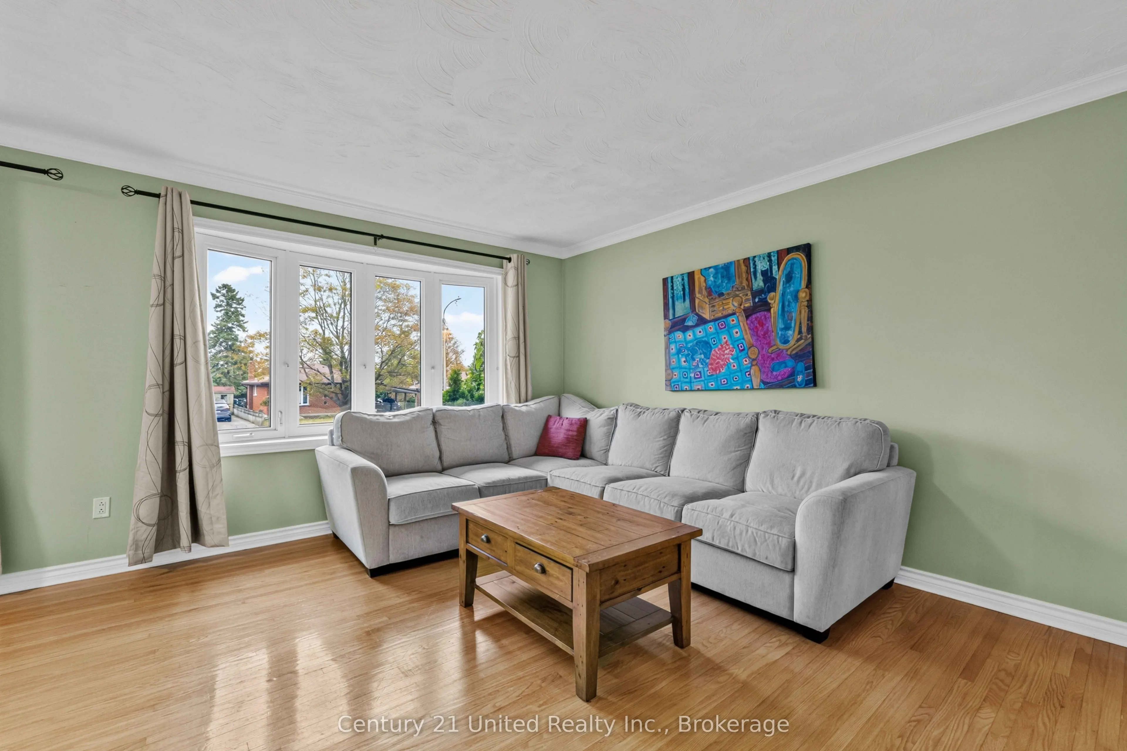 1203 ROYAL Drive