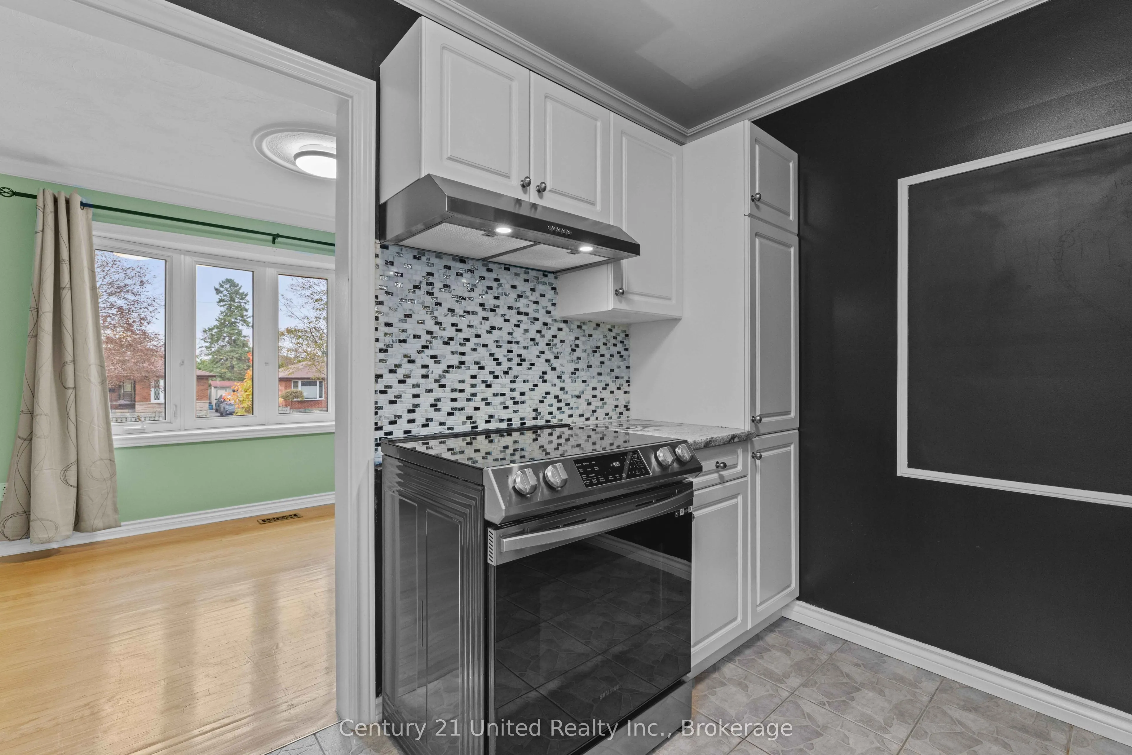 1203 ROYAL Drive