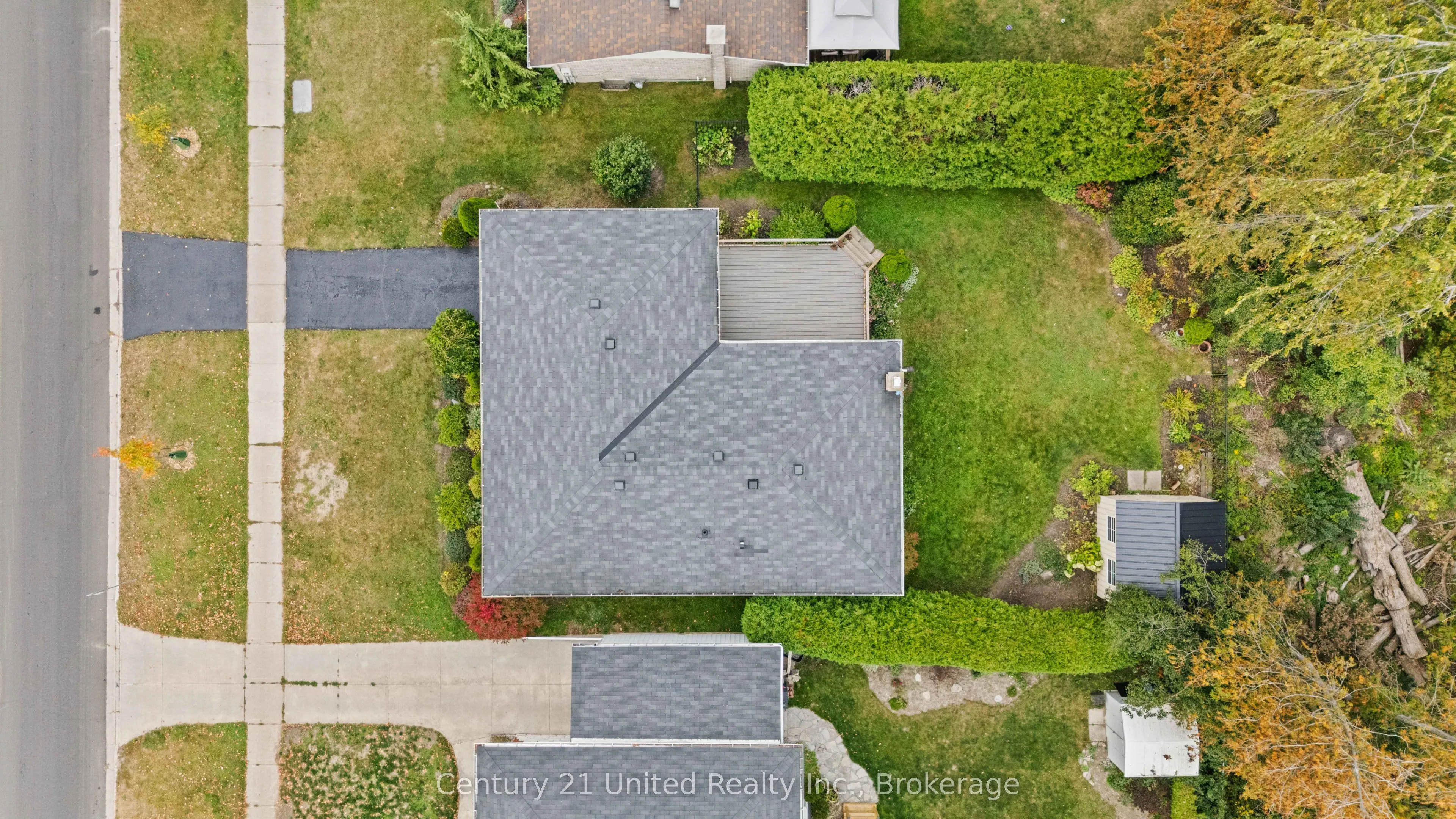 1203 ROYAL Drive