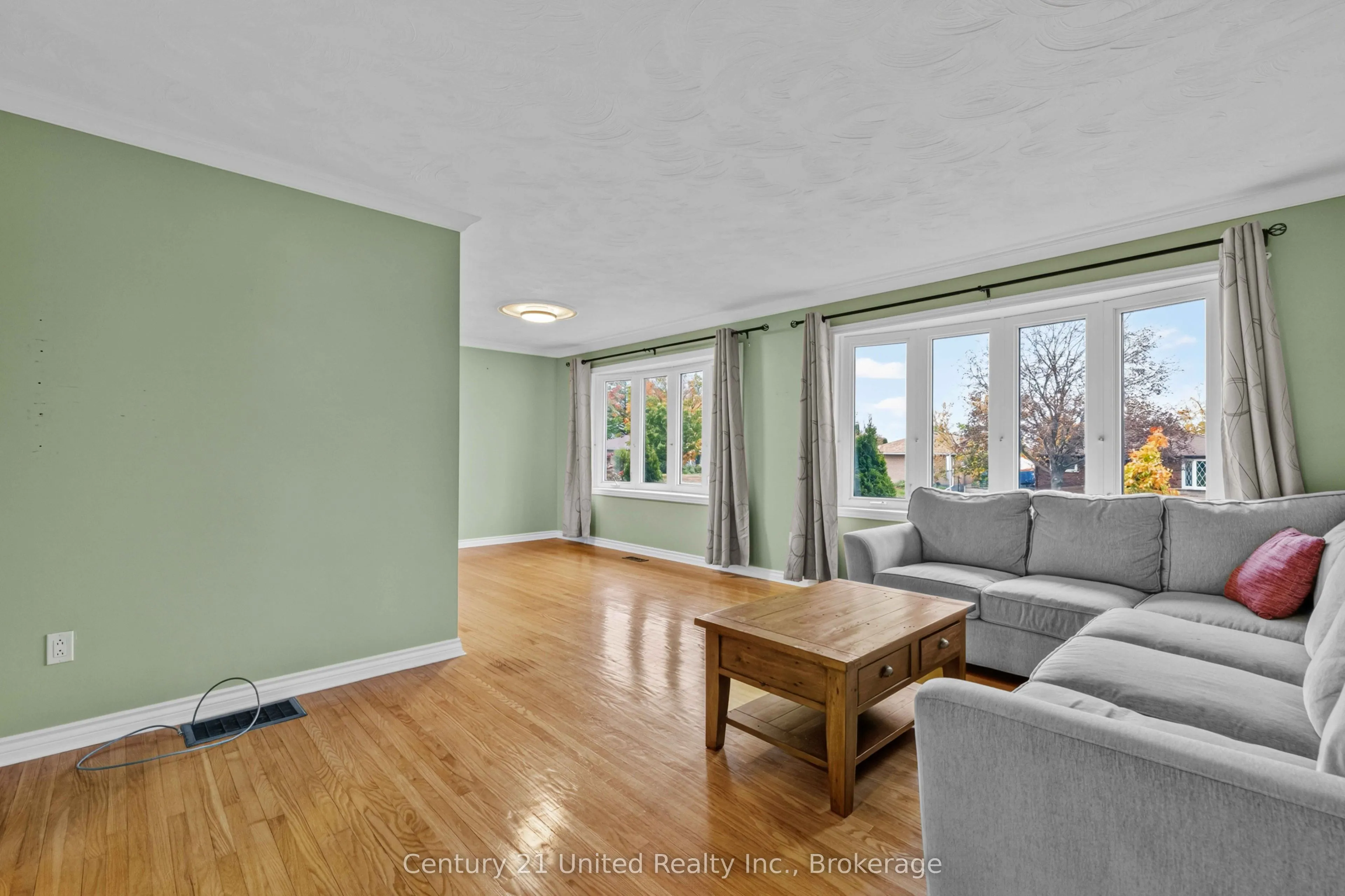 1203 ROYAL Drive