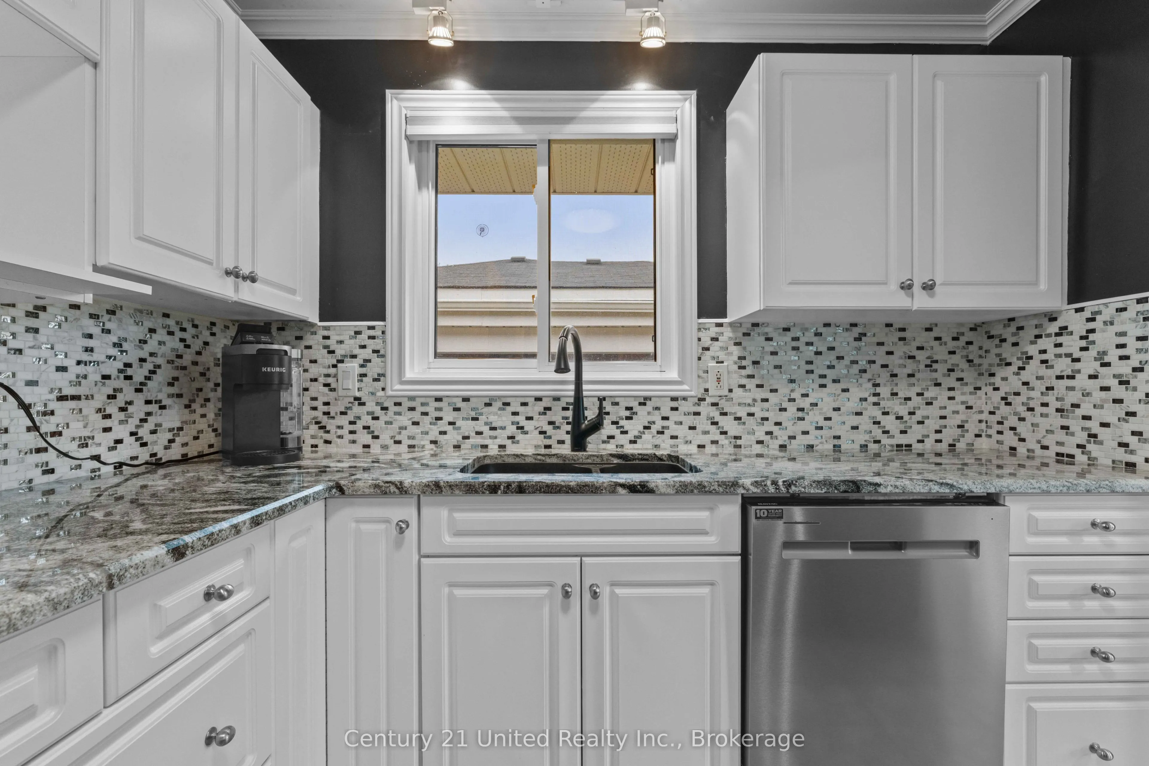 1203 ROYAL Drive