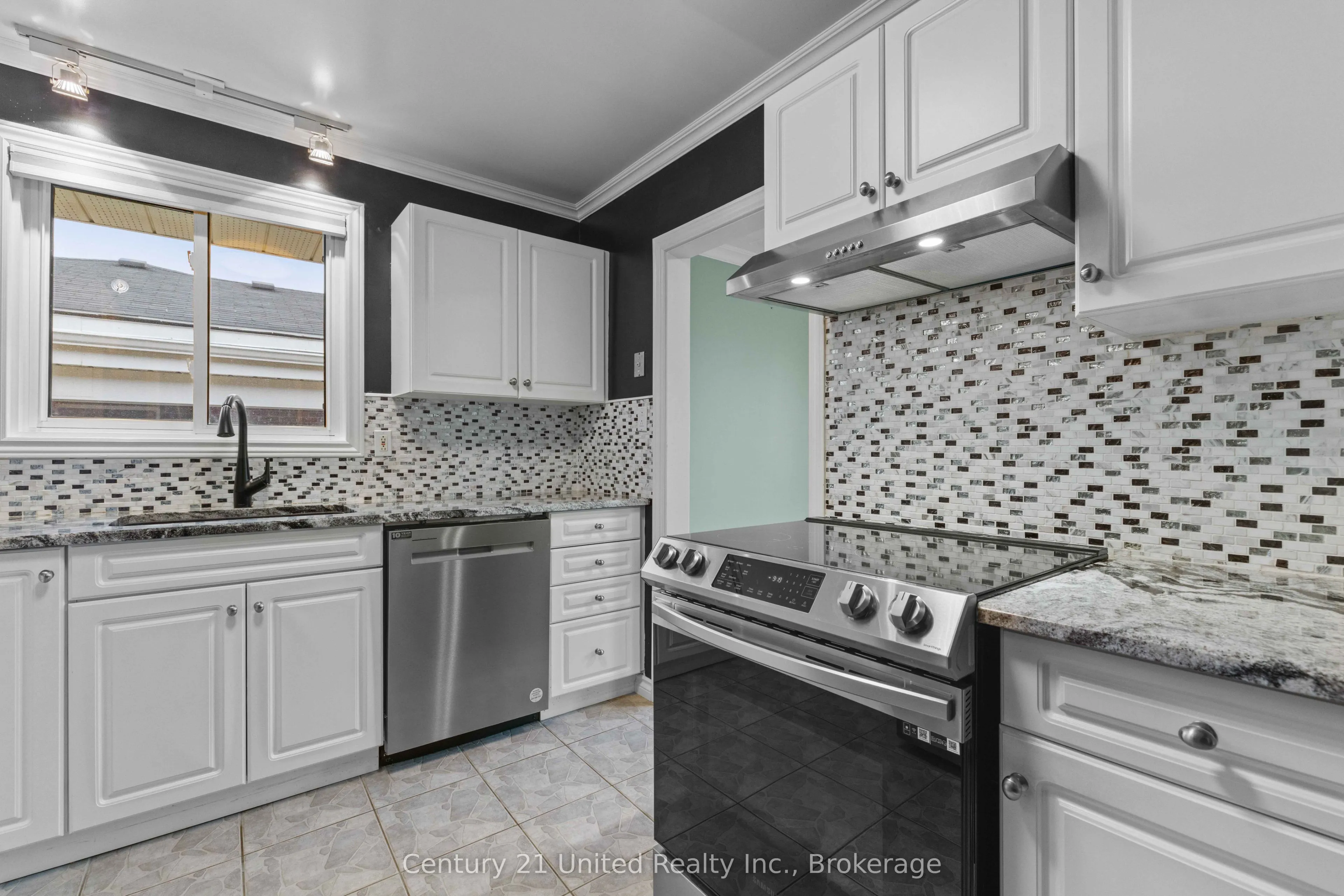 1203 ROYAL Drive