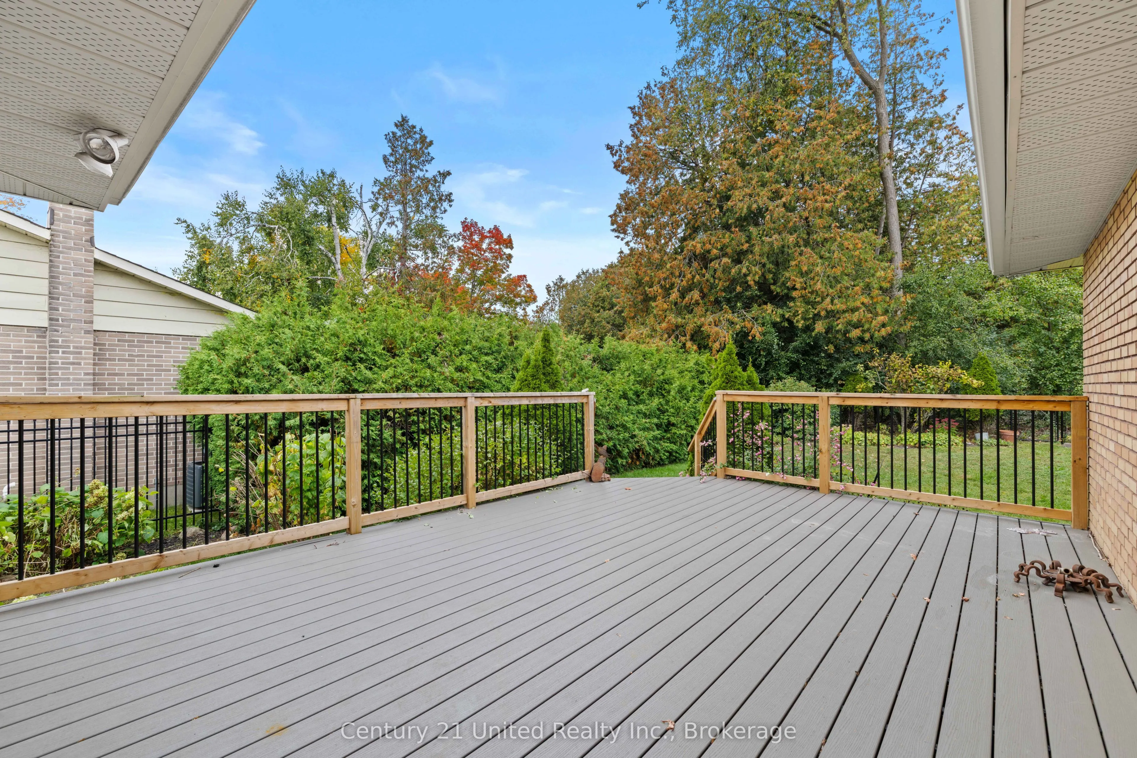 1203 ROYAL Drive