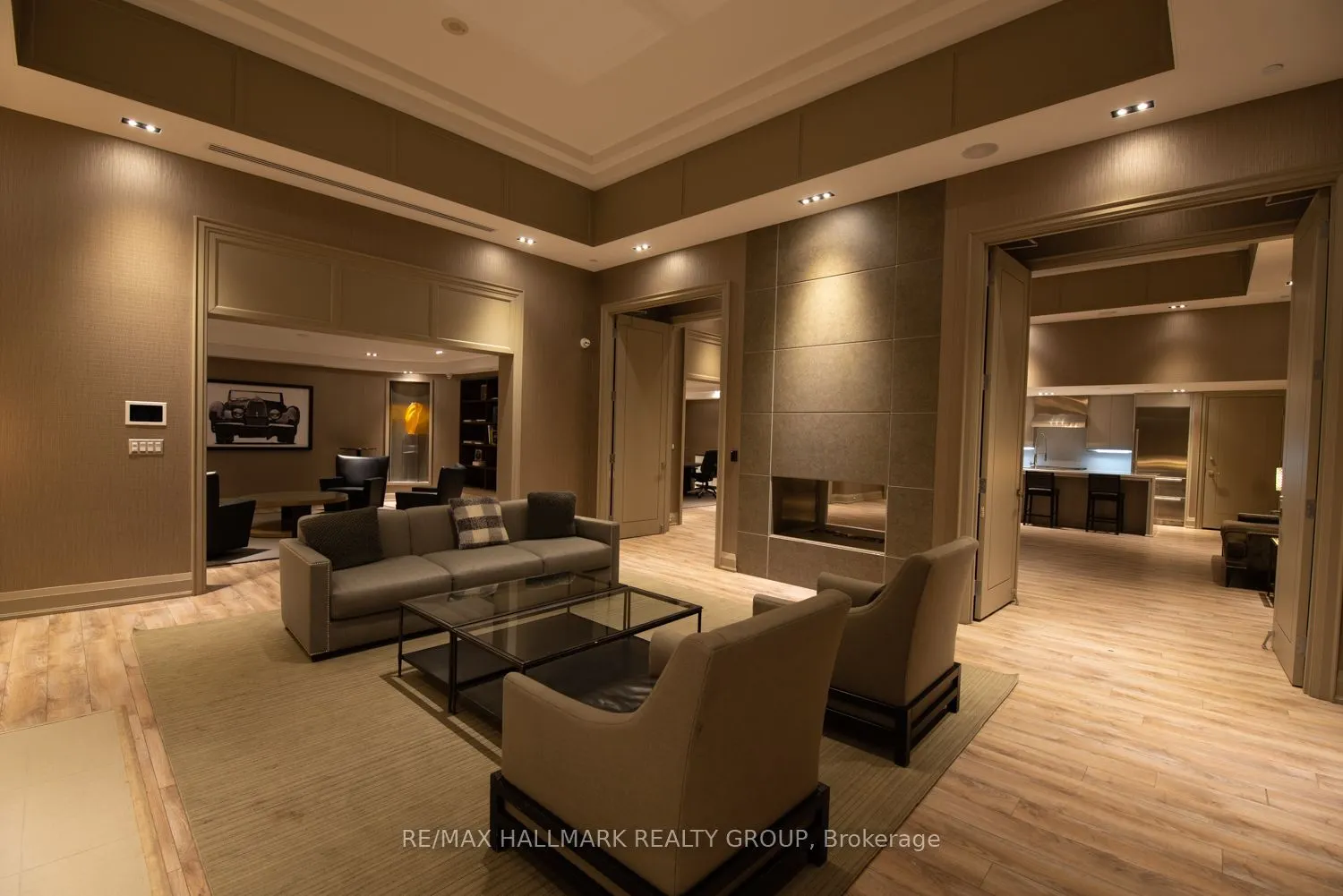 111 Champagne Avenue #1805