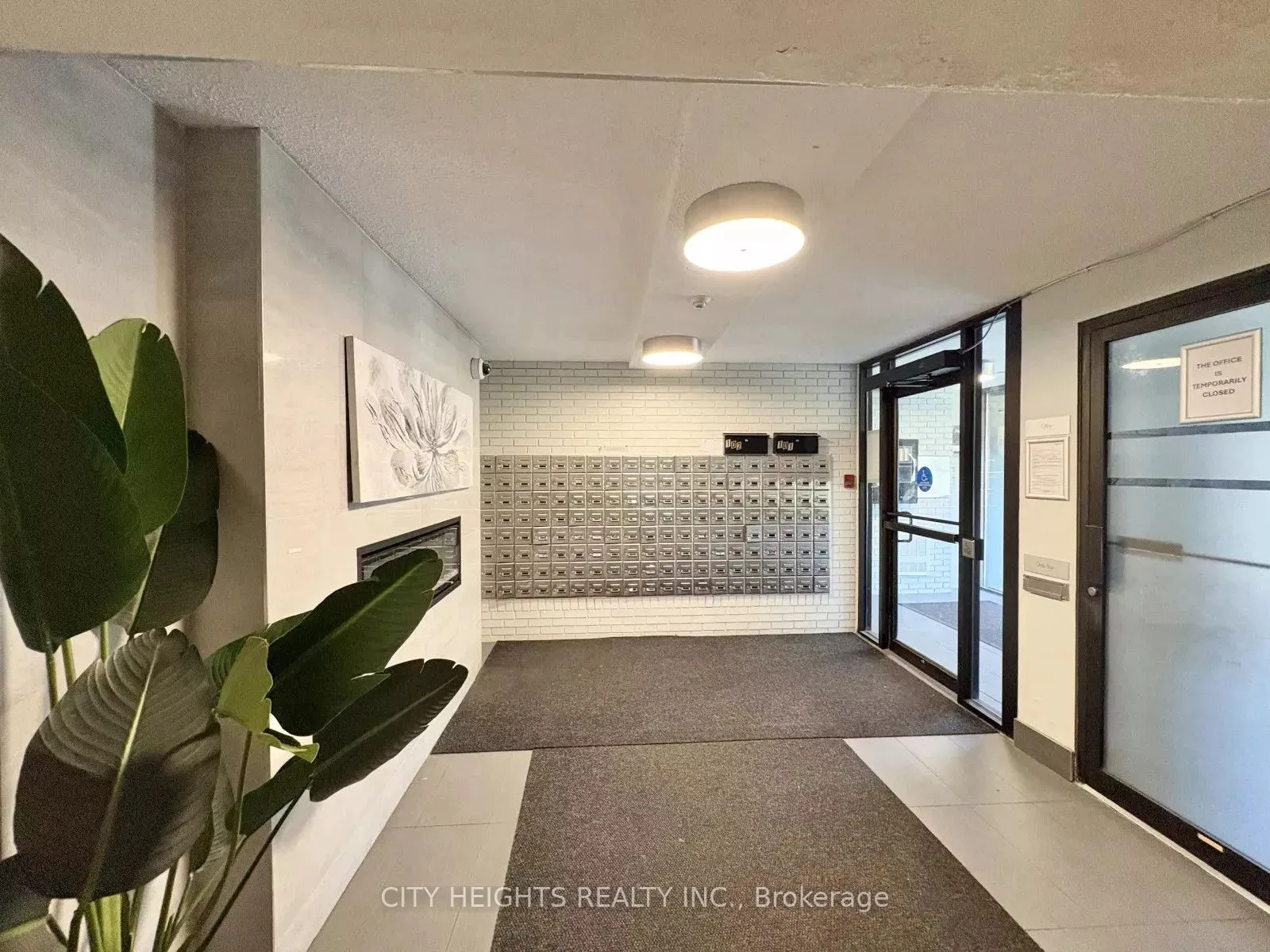 294 Chandler Drive #602