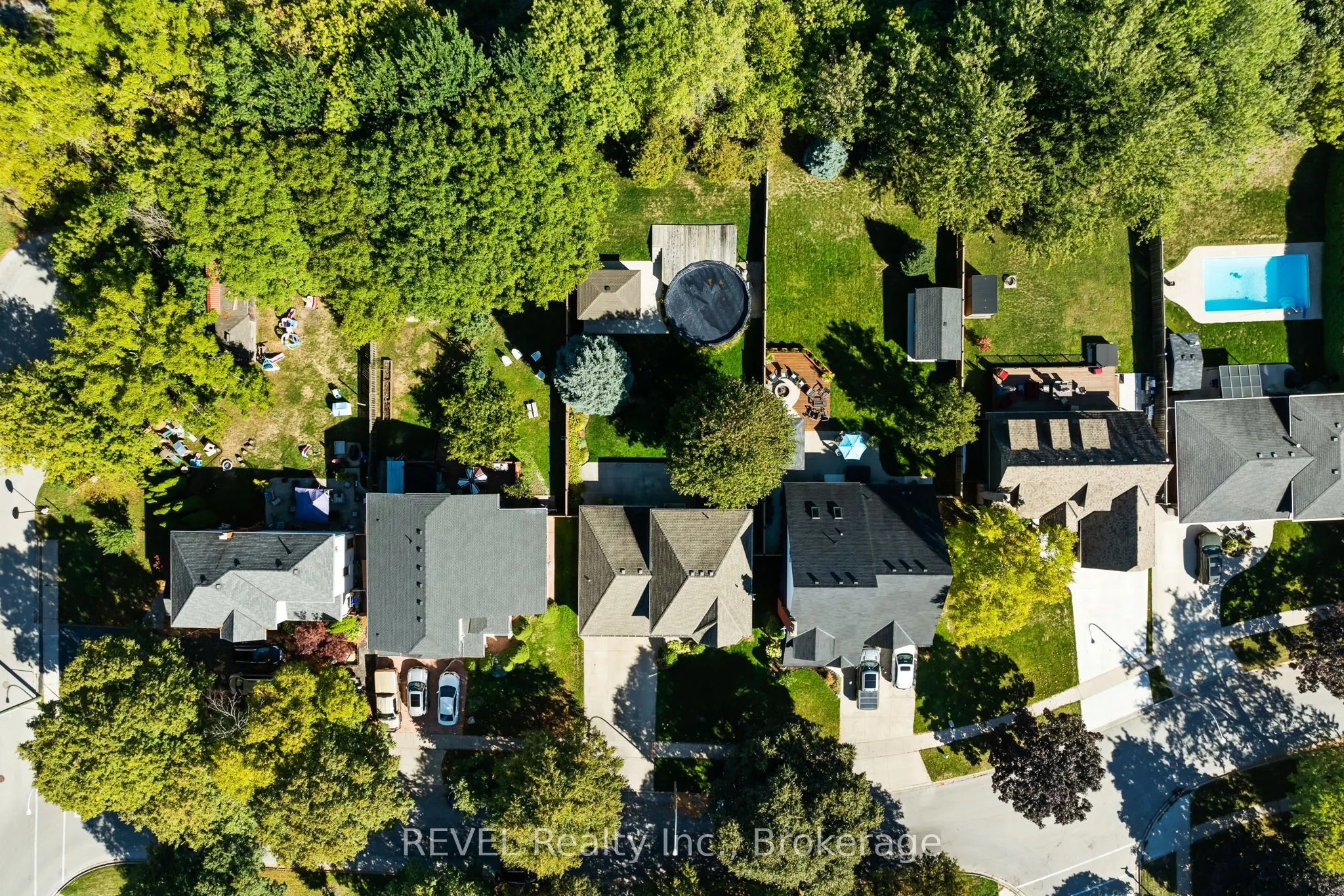 98 Debora Drive
