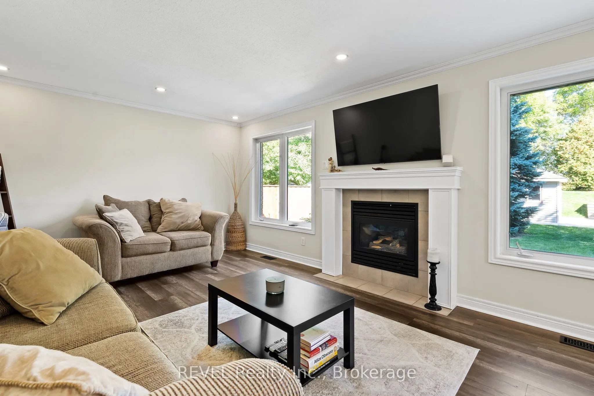 98 Debora Drive