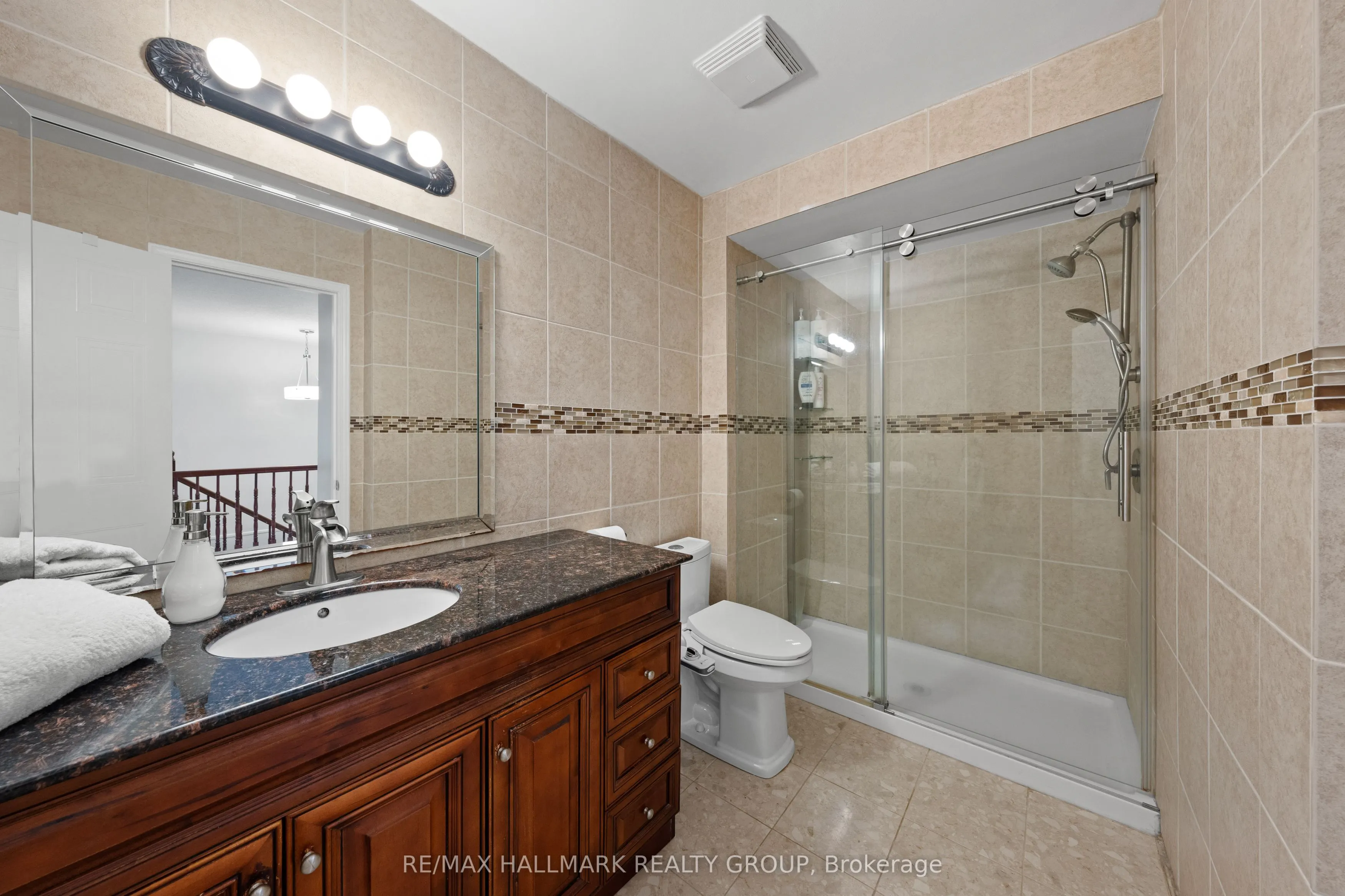 2104 Sandy Oaks Drive
