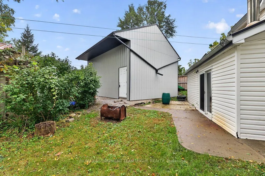 27 INDIANA Road W