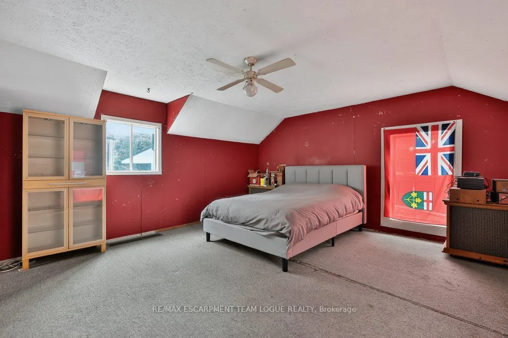 27 INDIANA Road W