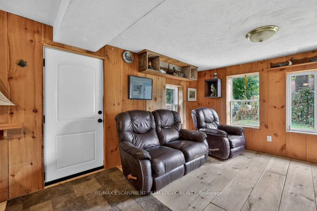 27 INDIANA Road W