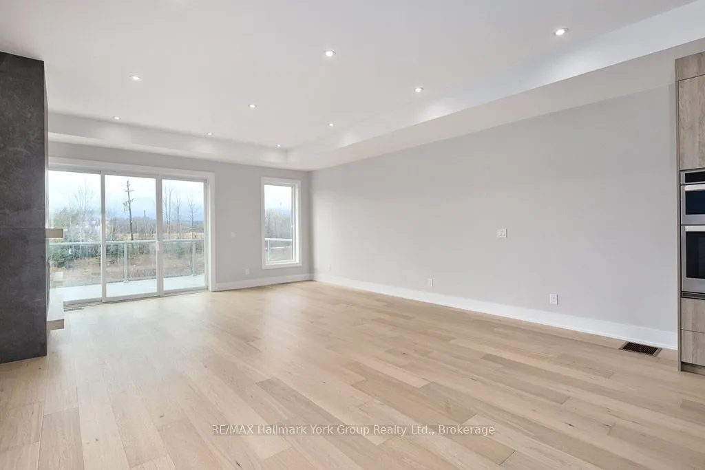 11 WATERVIEW Lane