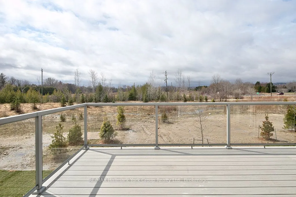 11 WATERVIEW Lane