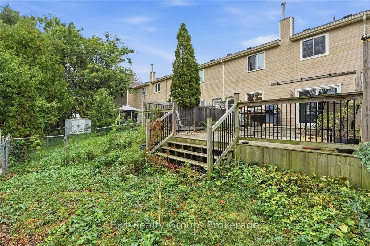850 Littlestone Crescent