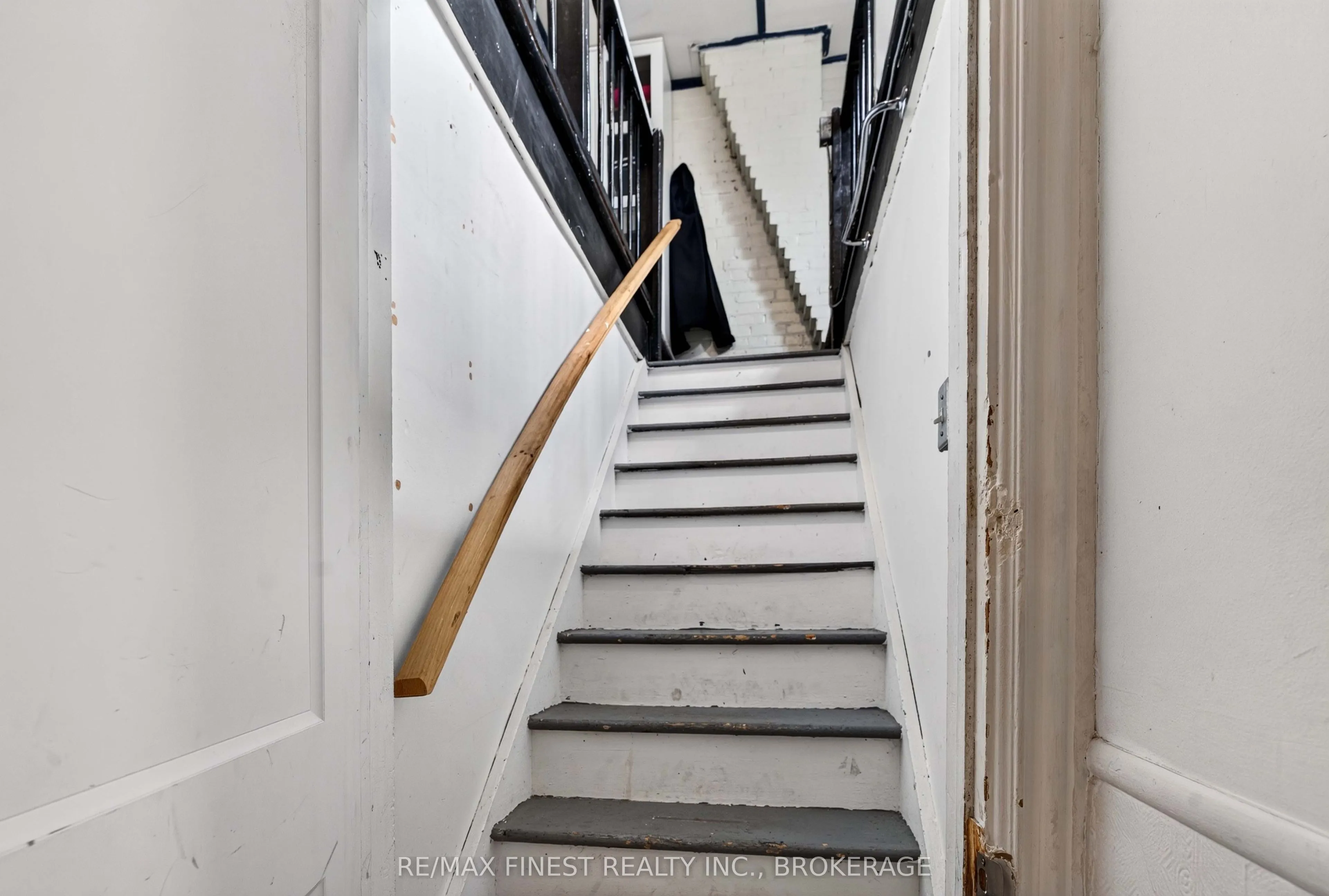 364 Brock Street