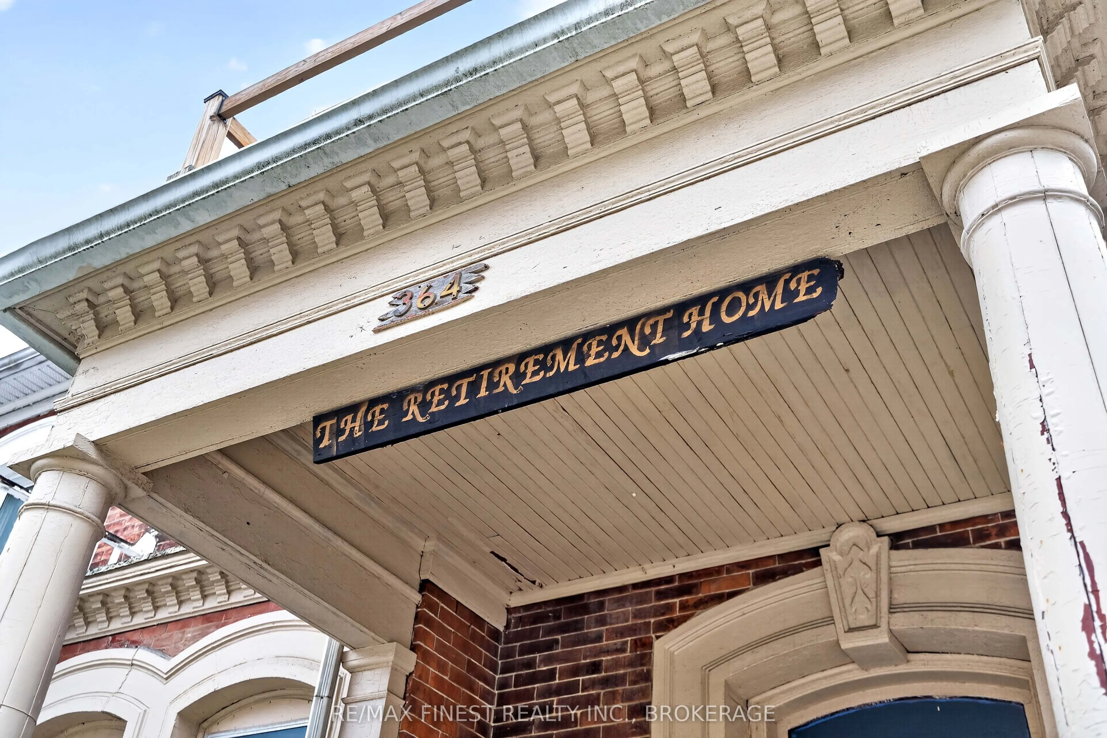 364 Brock Street