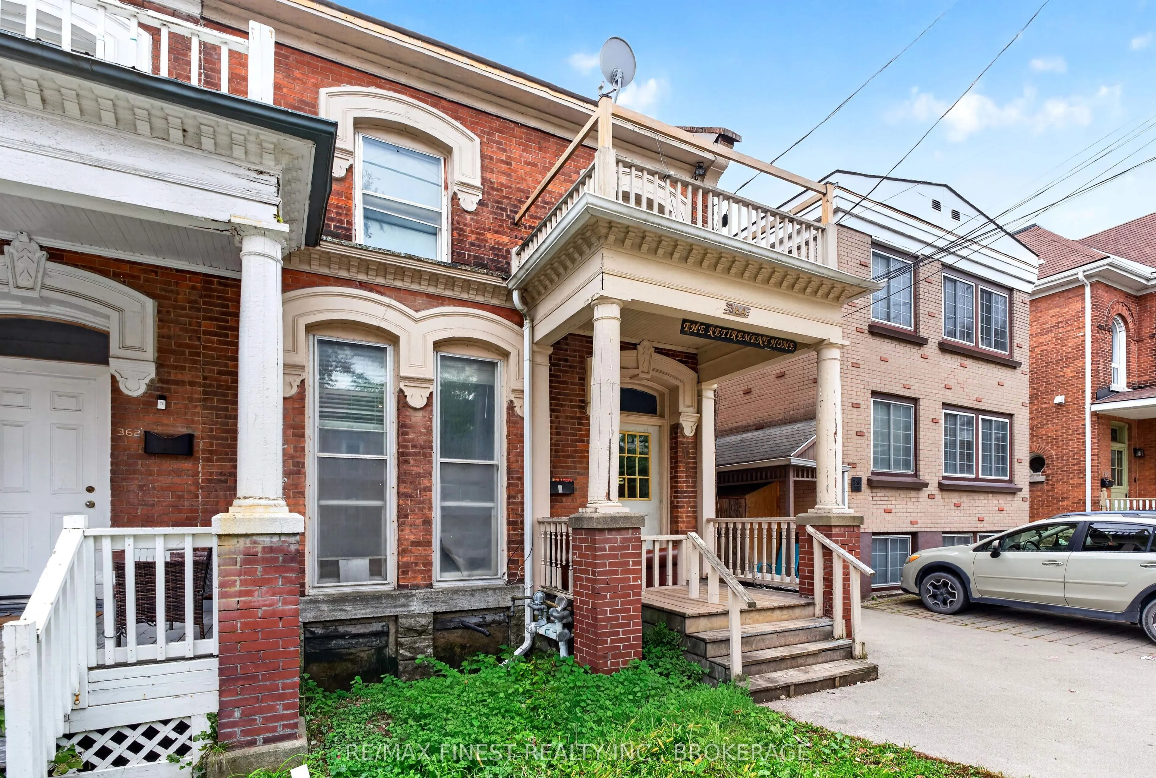 364 Brock Street