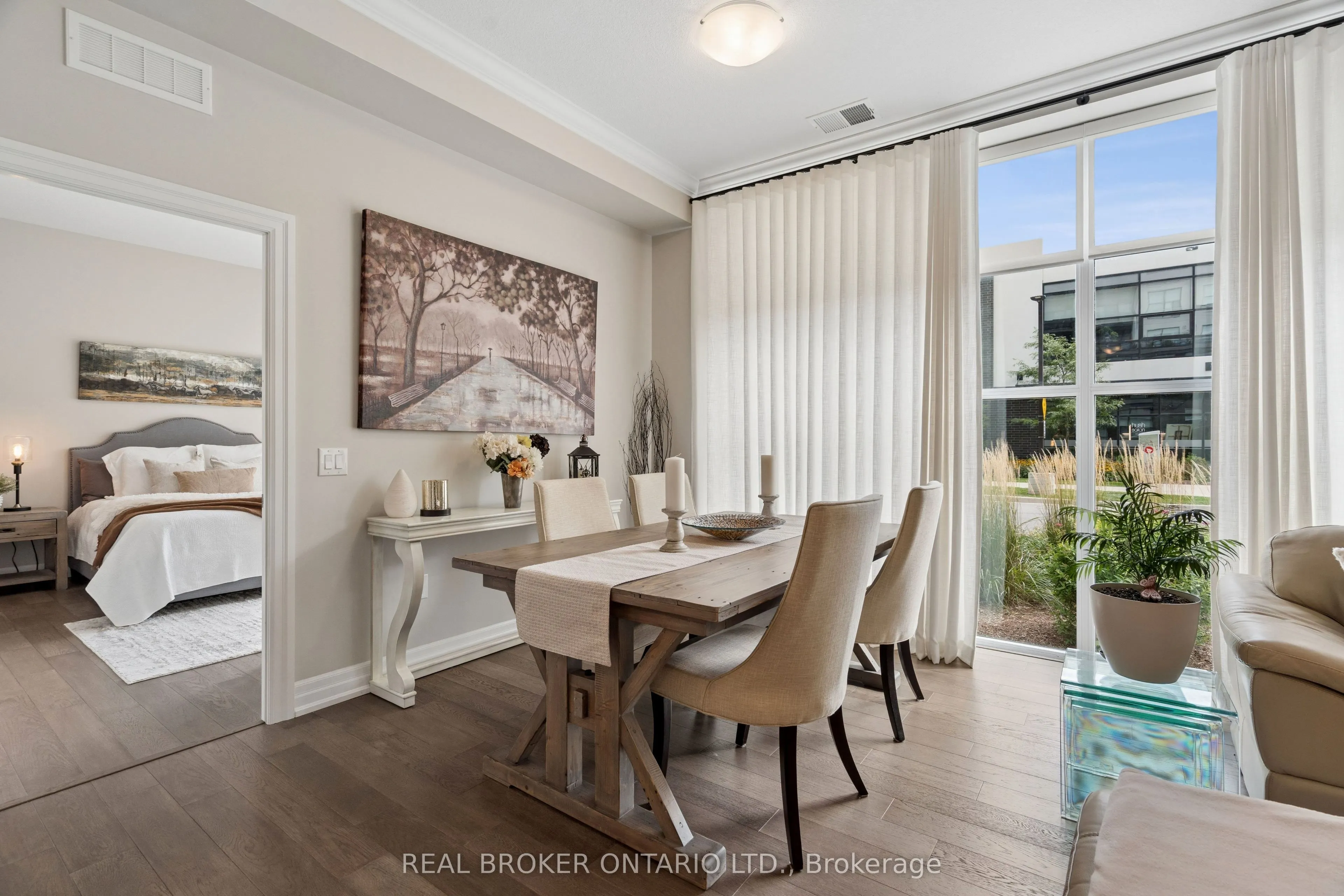 1878 Gordon Street #101