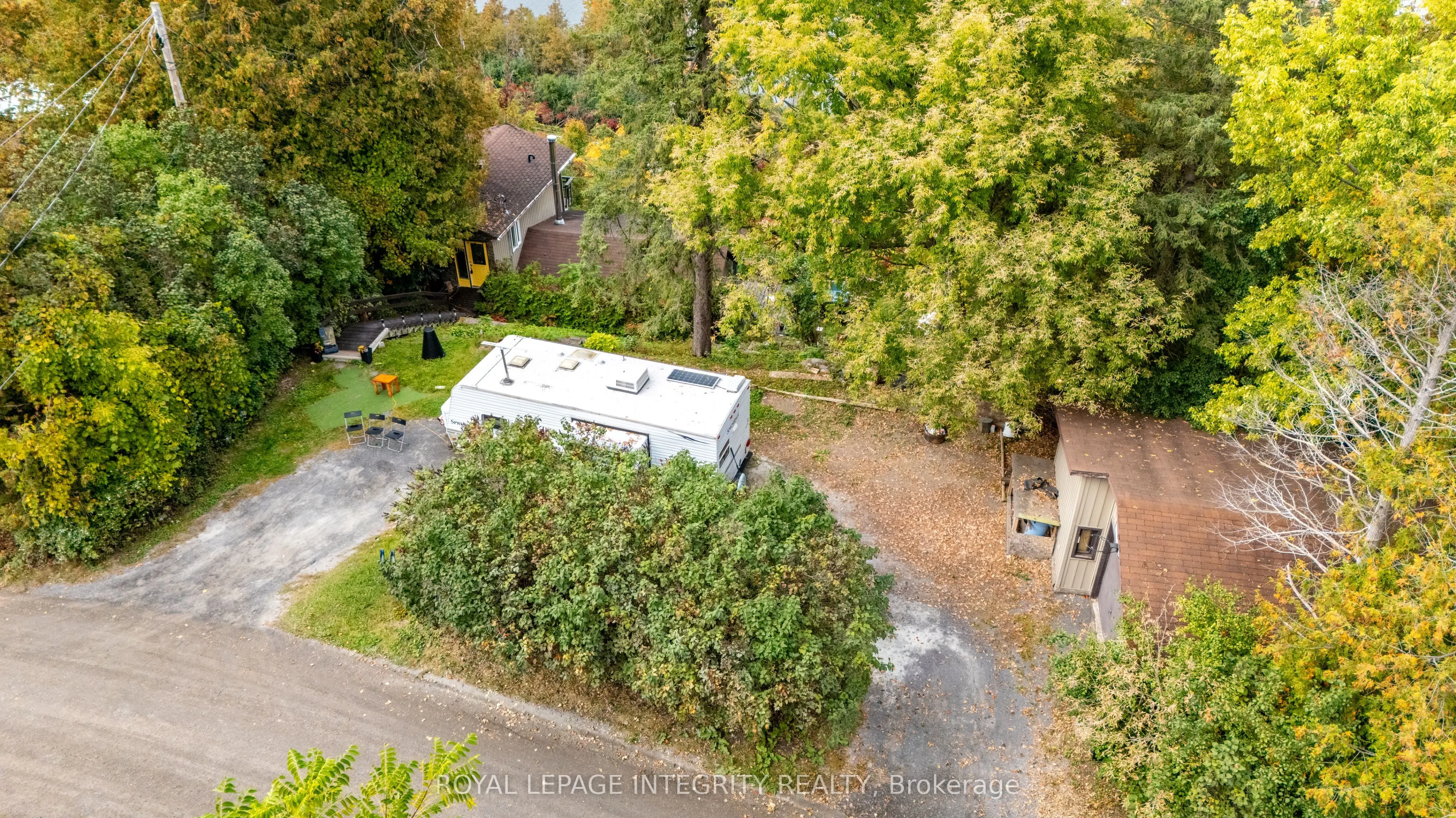 1587 LILAC Lane