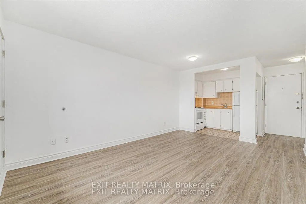 2041 Arrowsmith Drive #403C
