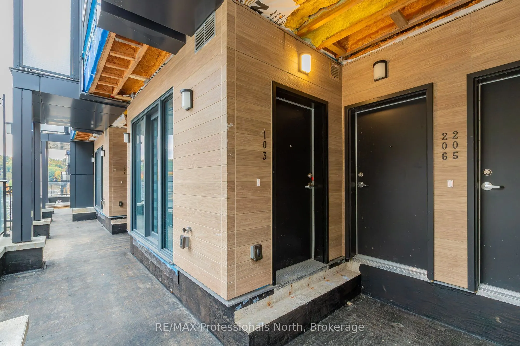 6 Suncrest Lane #103