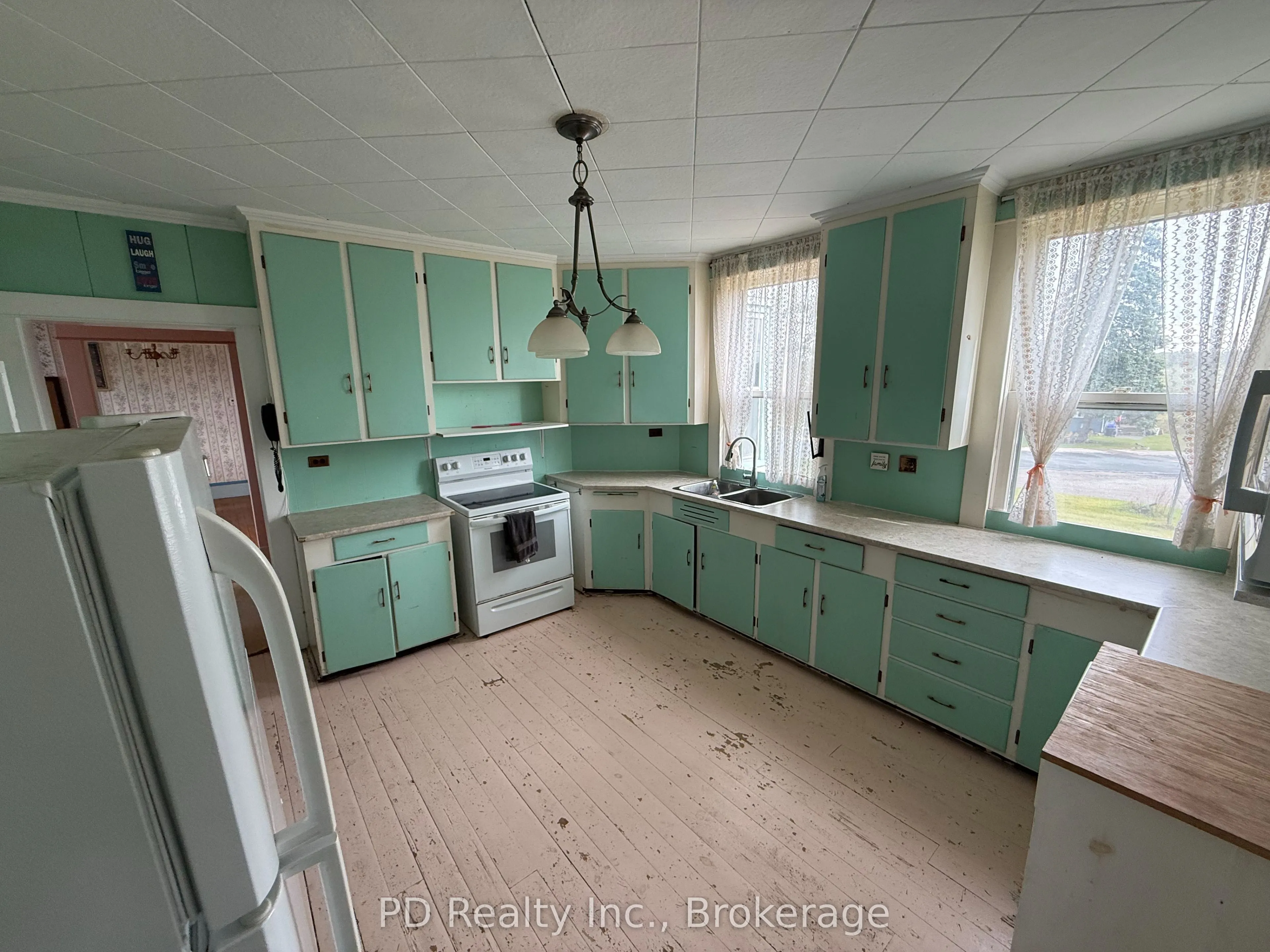 8 Private (Deloro) Road