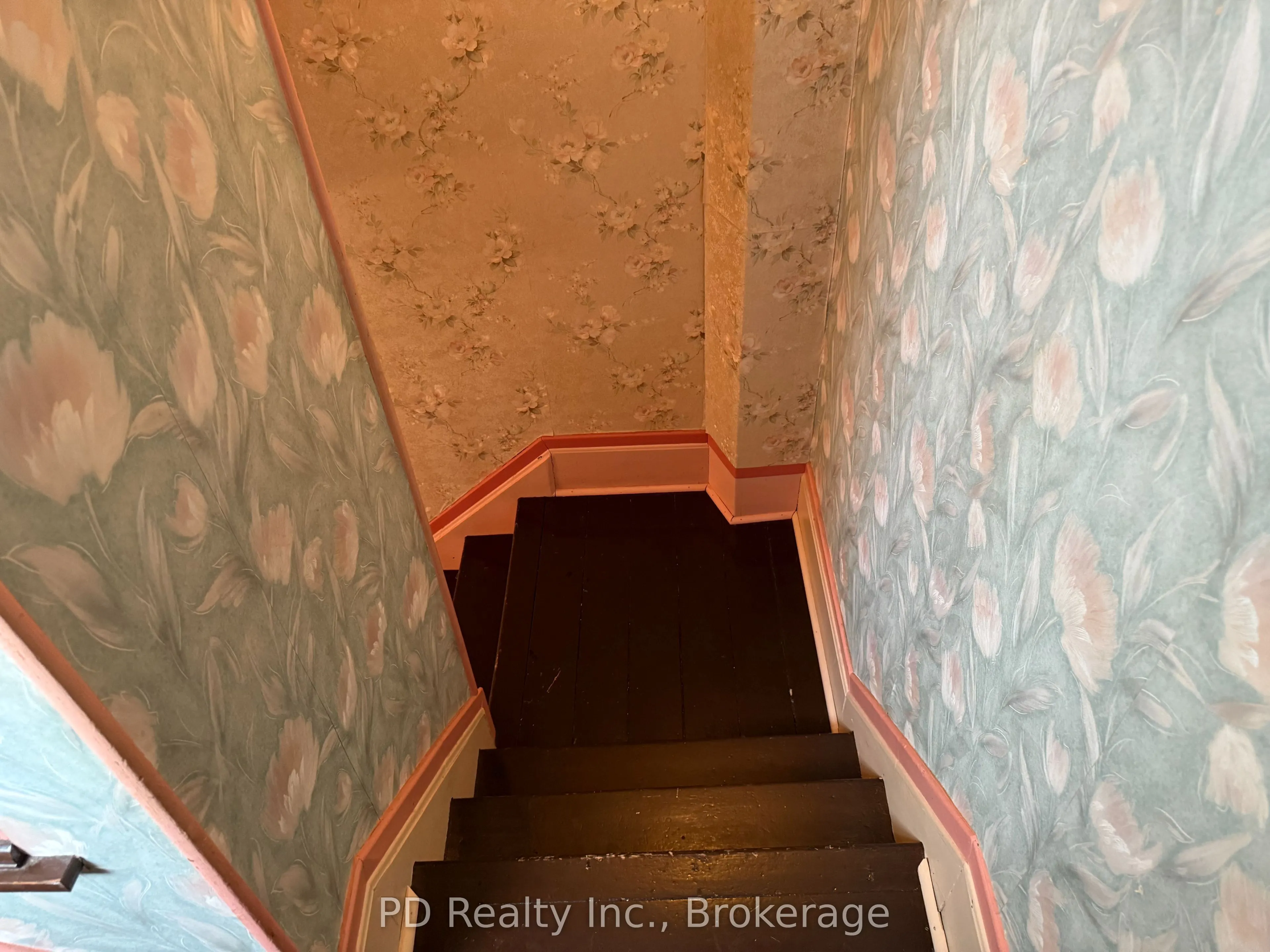 8 Private (Deloro) Road