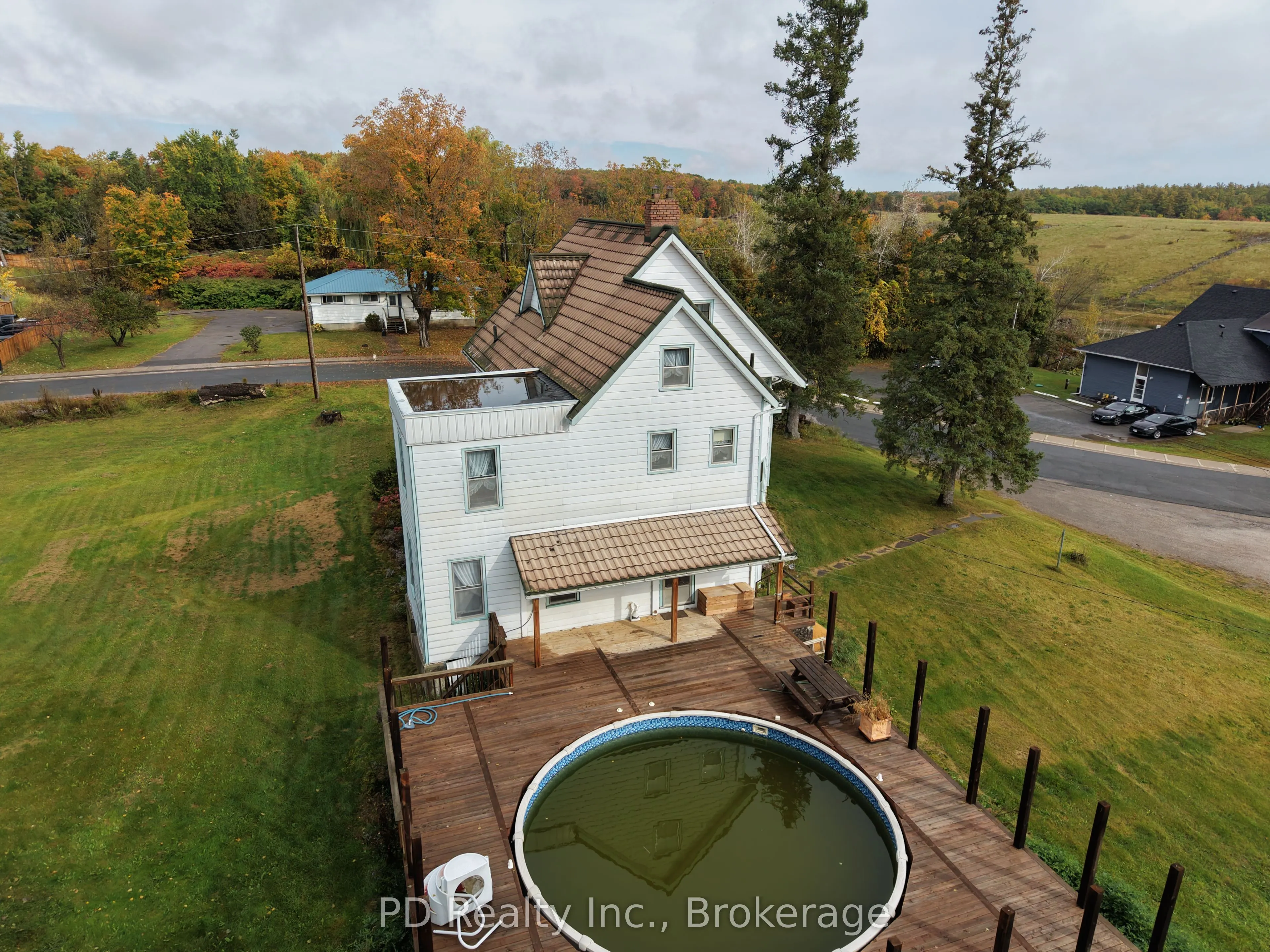 8 Private (Deloro) Road
