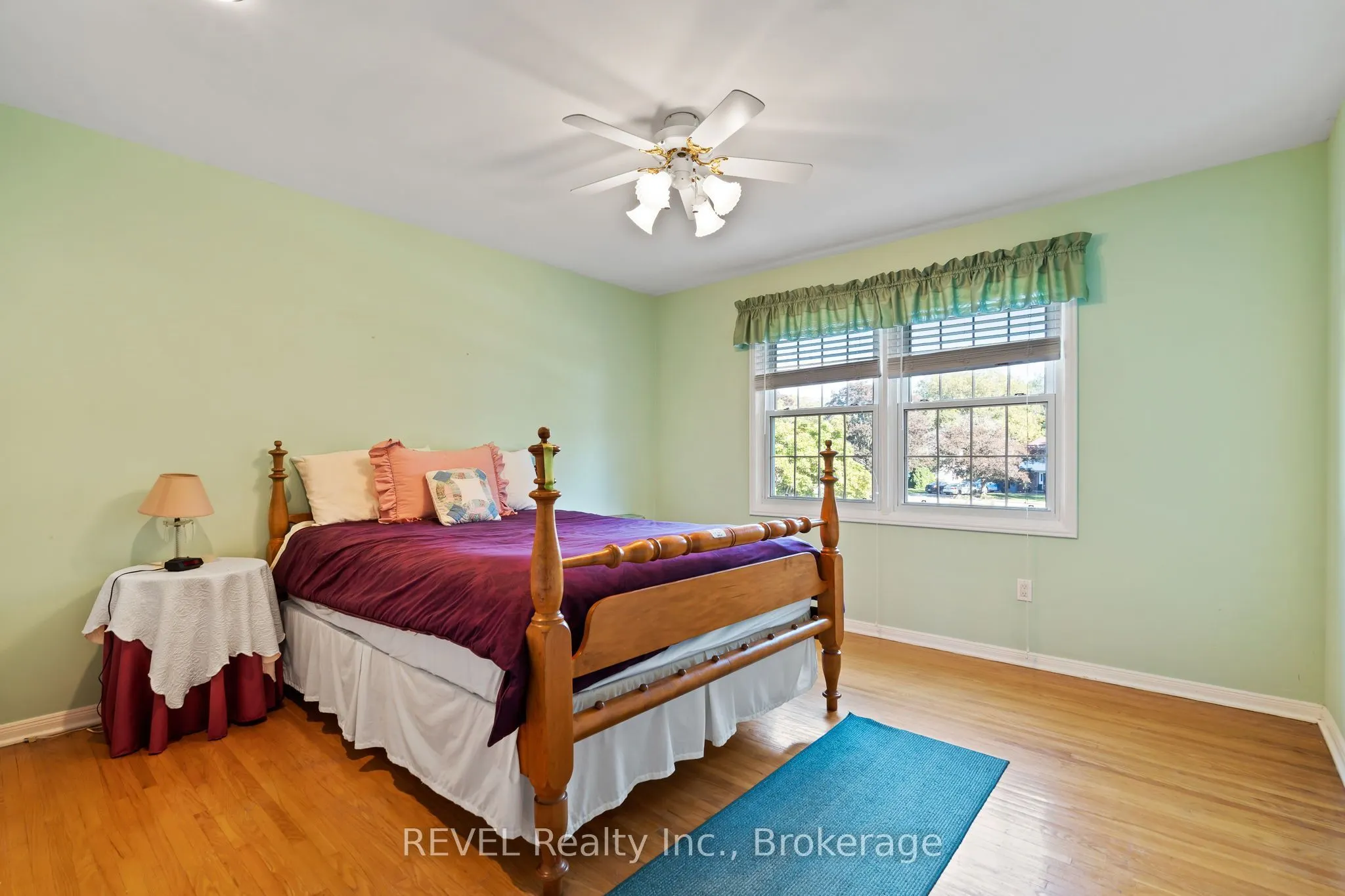 3839 Potter Heights