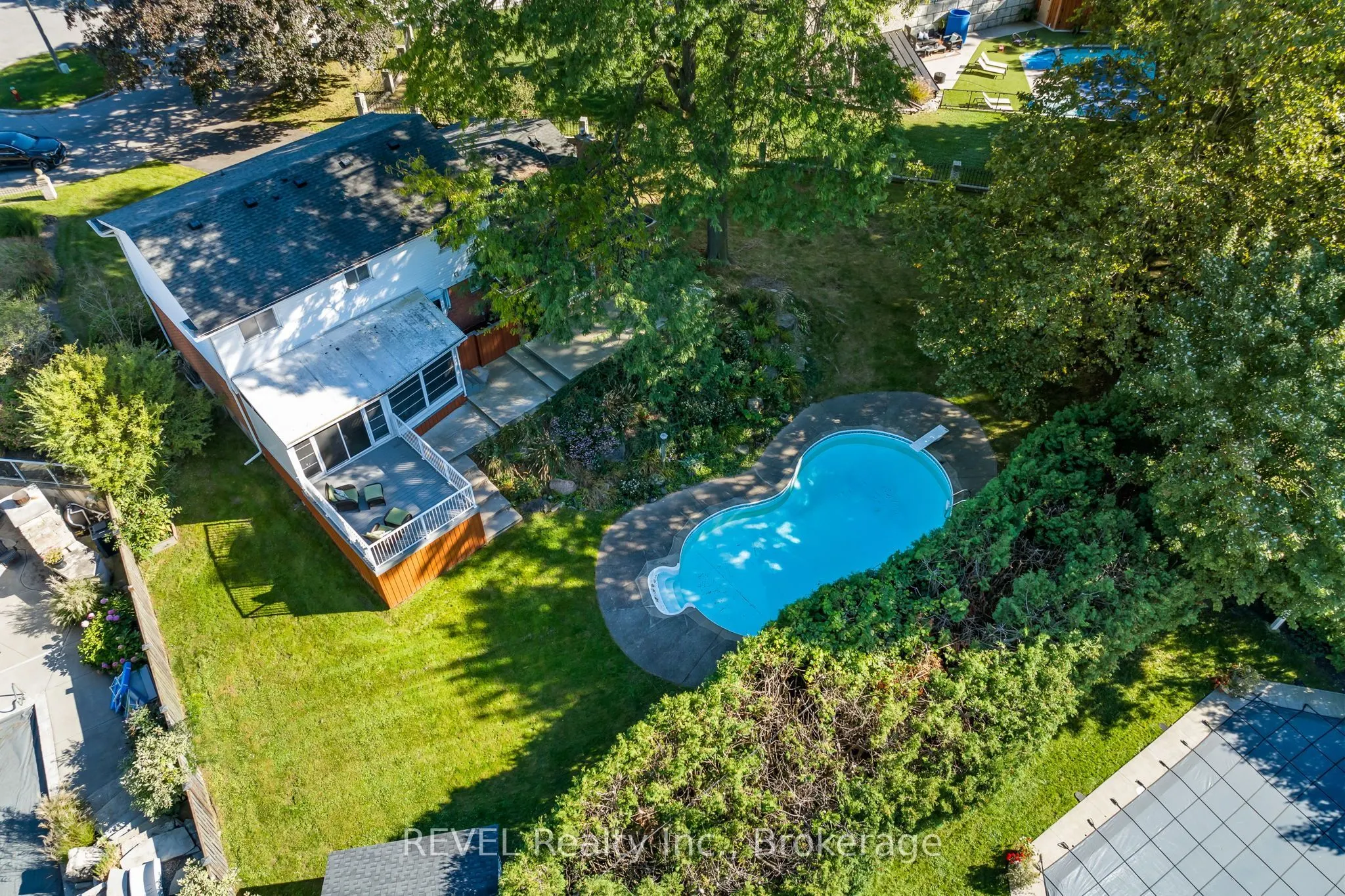 3839 Potter Heights