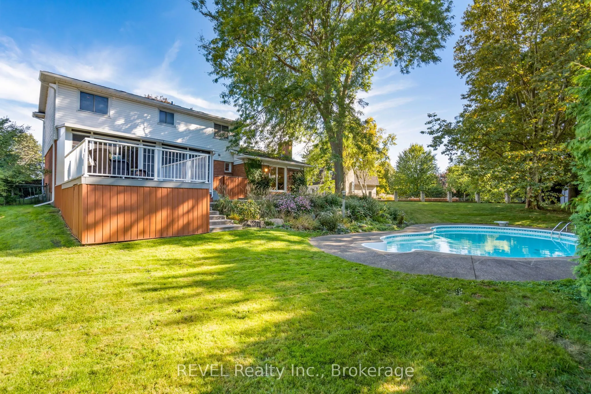 3839 Potter Heights