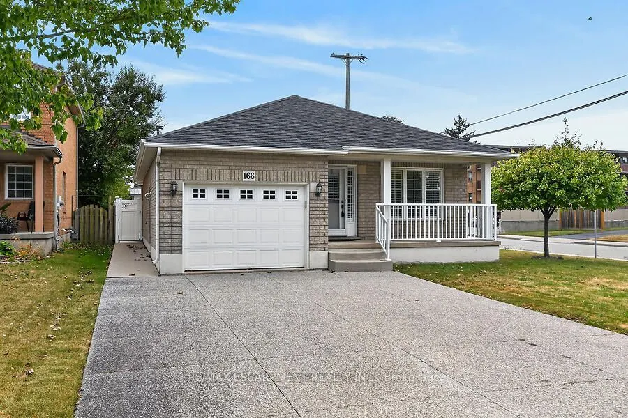 166 Toby Crescent