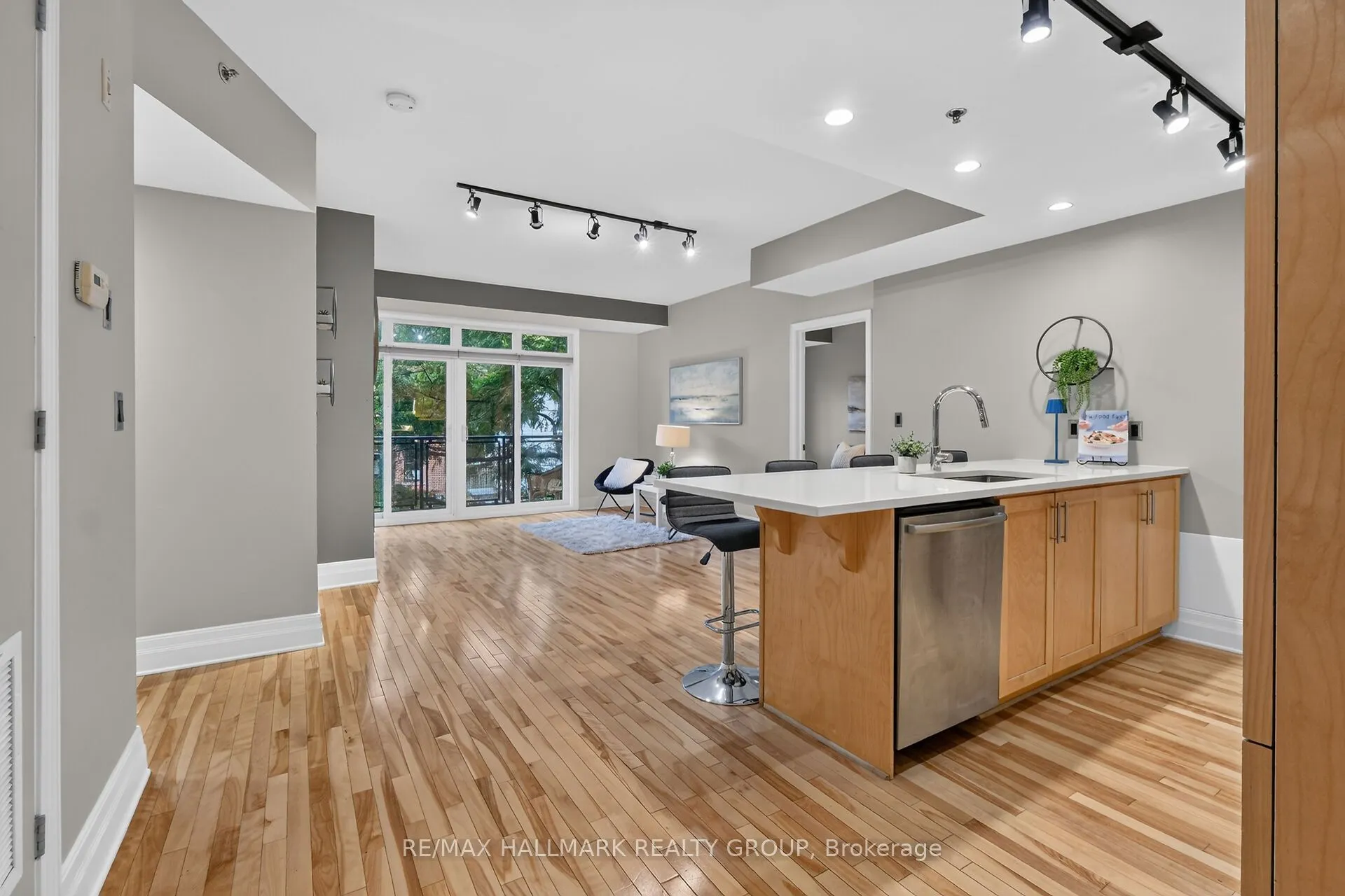 457 Mcleod Street #210