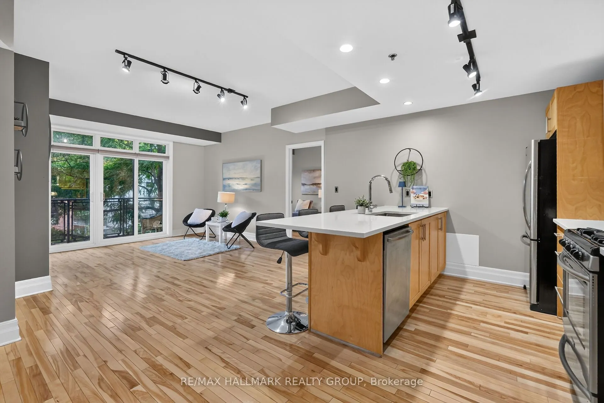 457 Mcleod Street #210