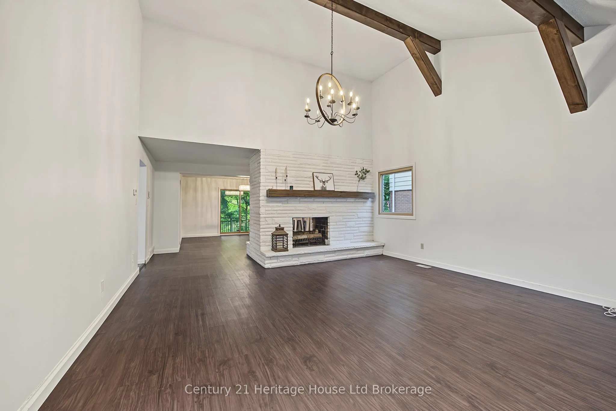 7 Thistle Court
