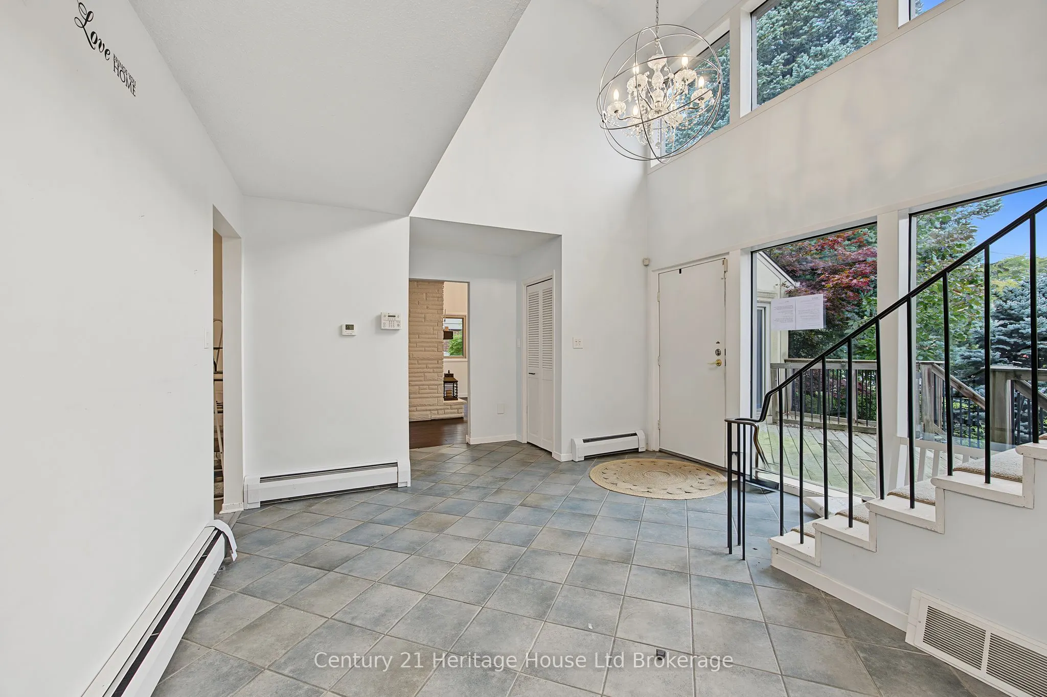 7 Thistle Court