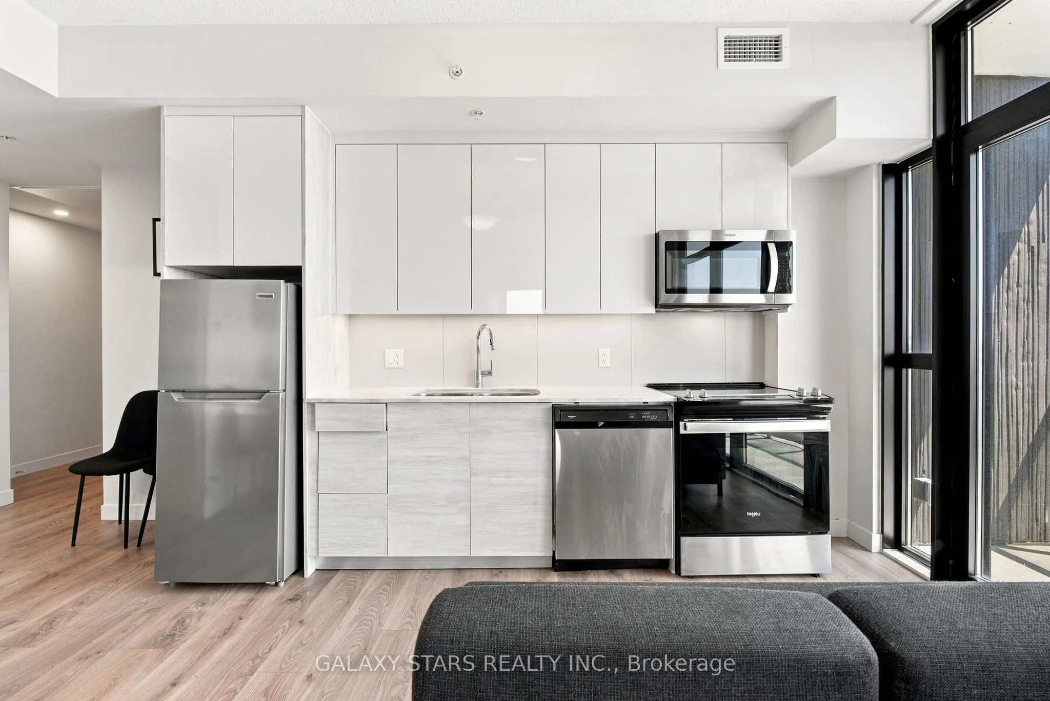 60 Frederick Street #1614