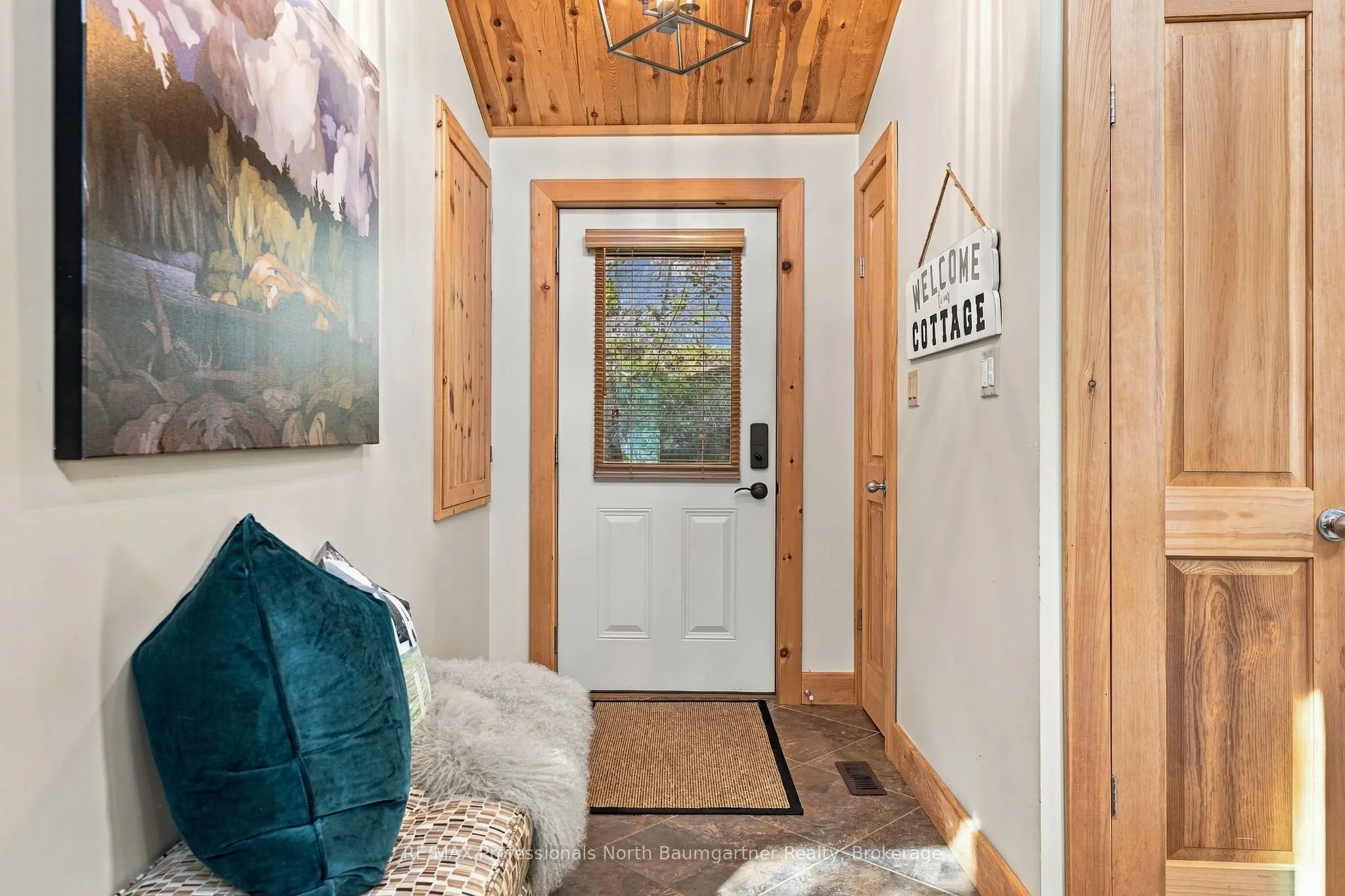1014 Mackmore Trail