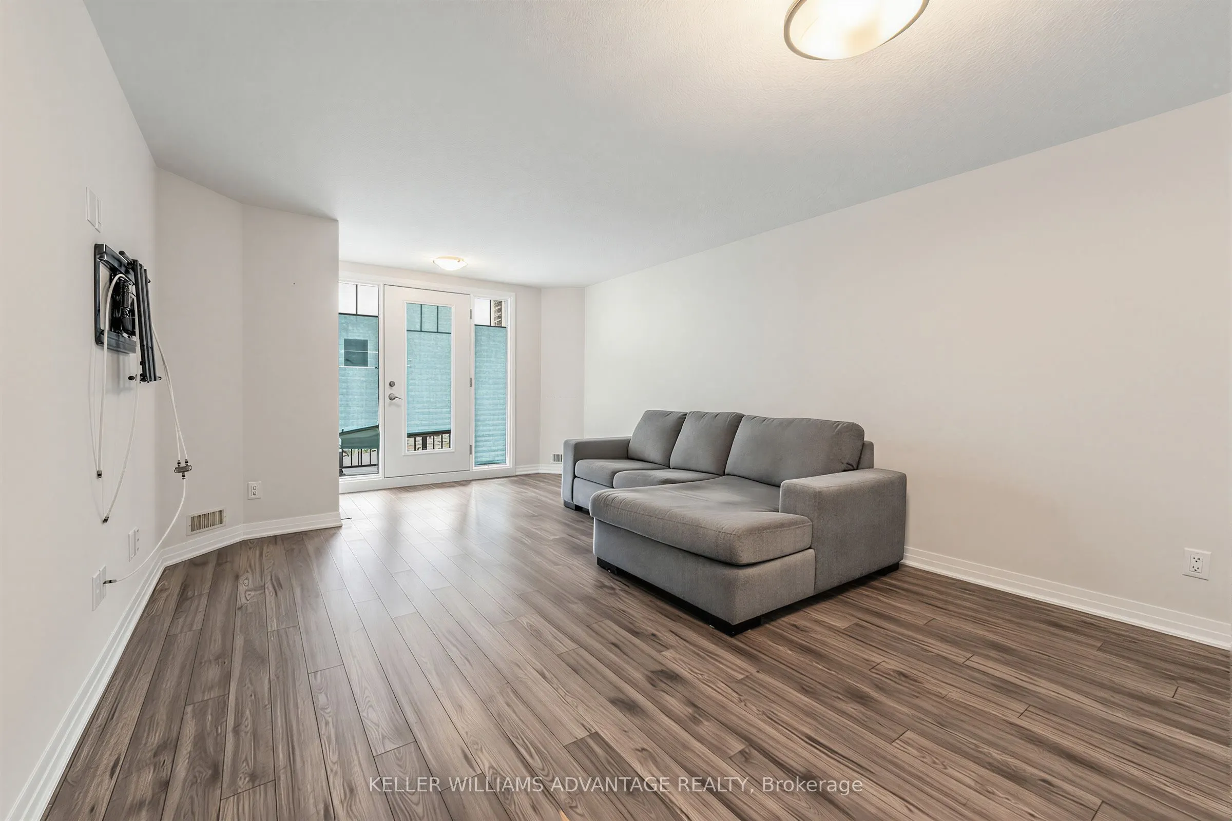 1989 Ottawa Street S #64A