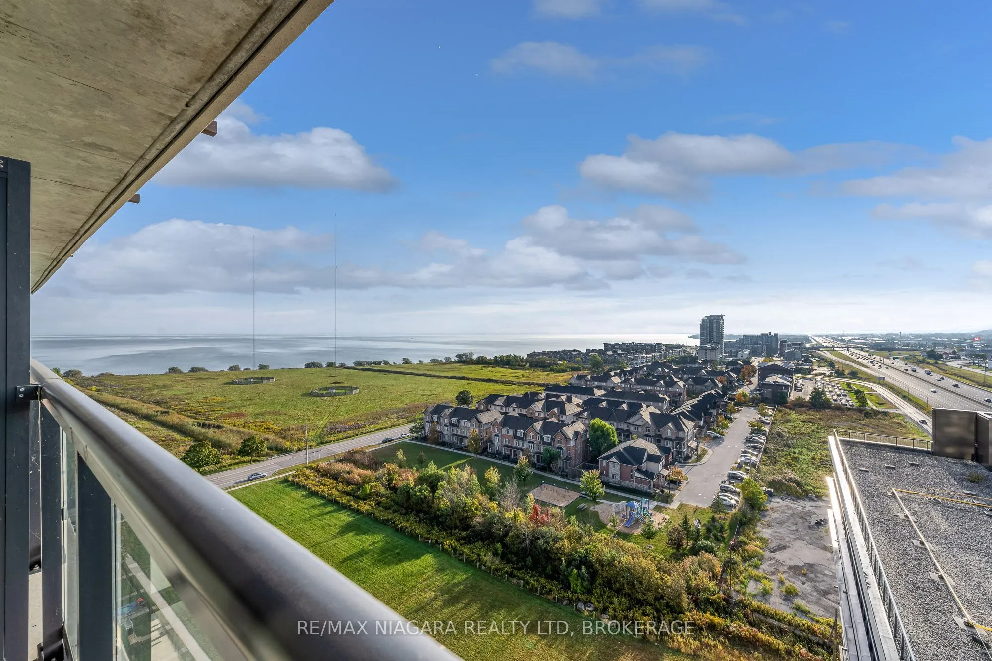 550 North Service Road #1307