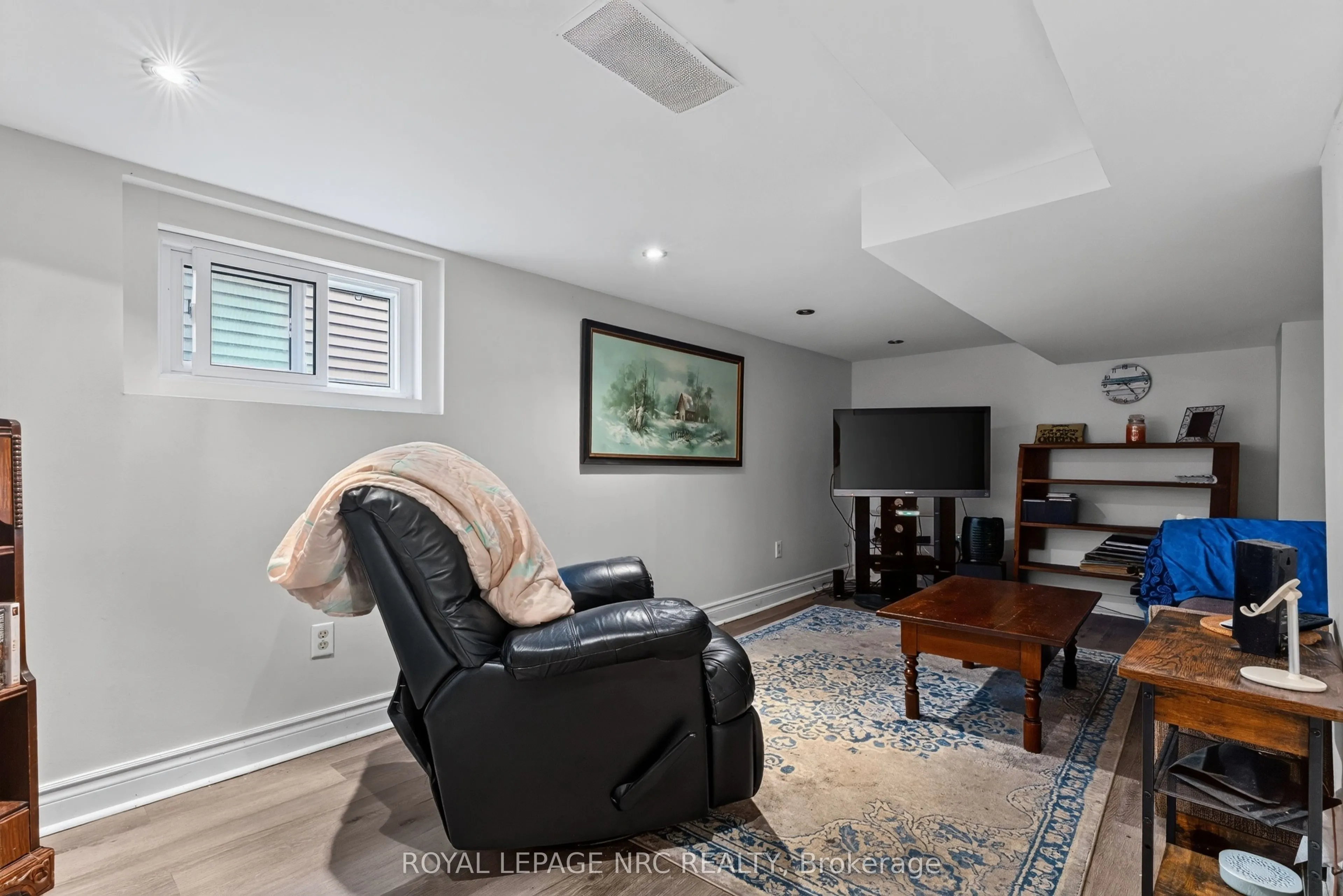 9 Marmora Street